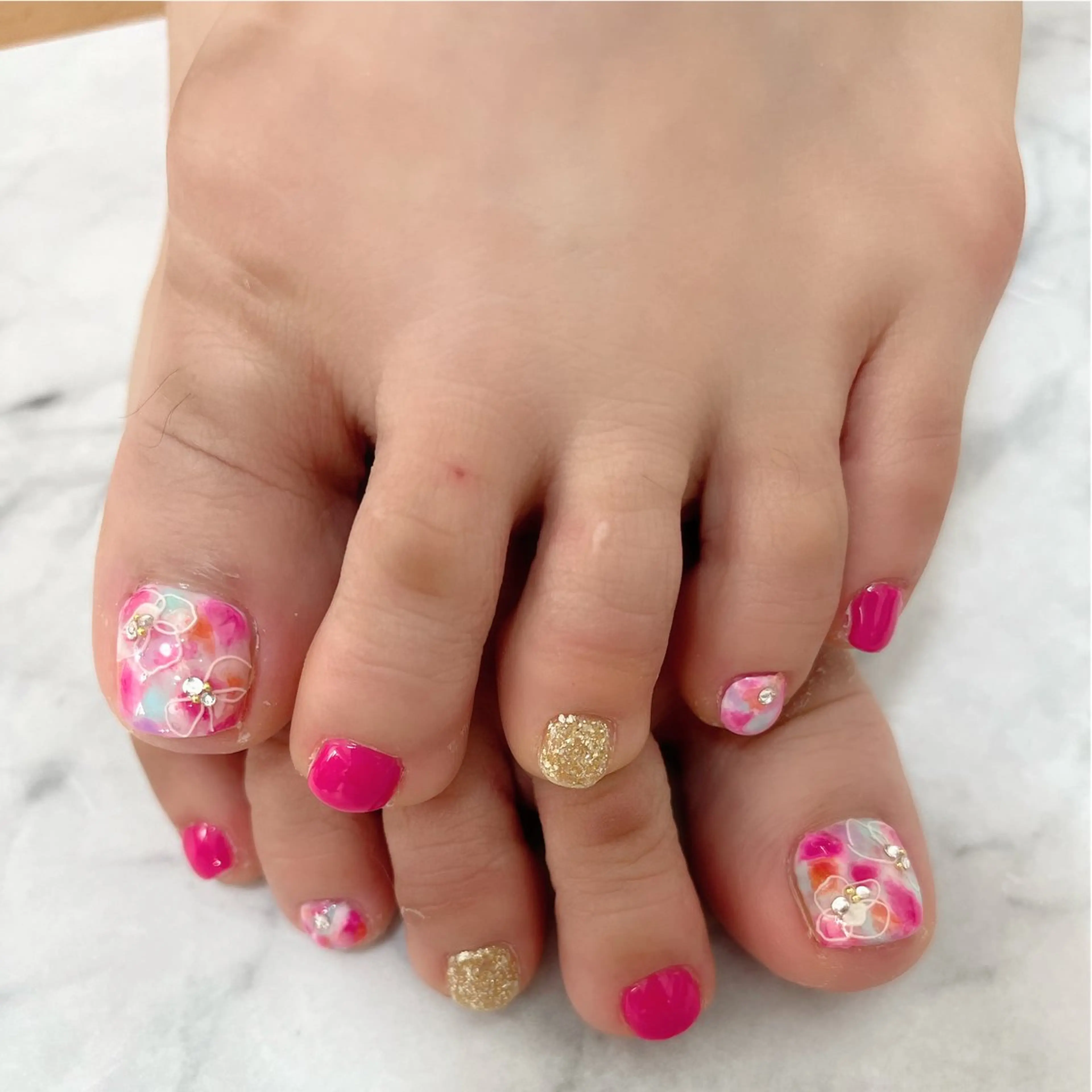 ネイル フットネイル ホームネイルサロン Shellのネイルデザイン