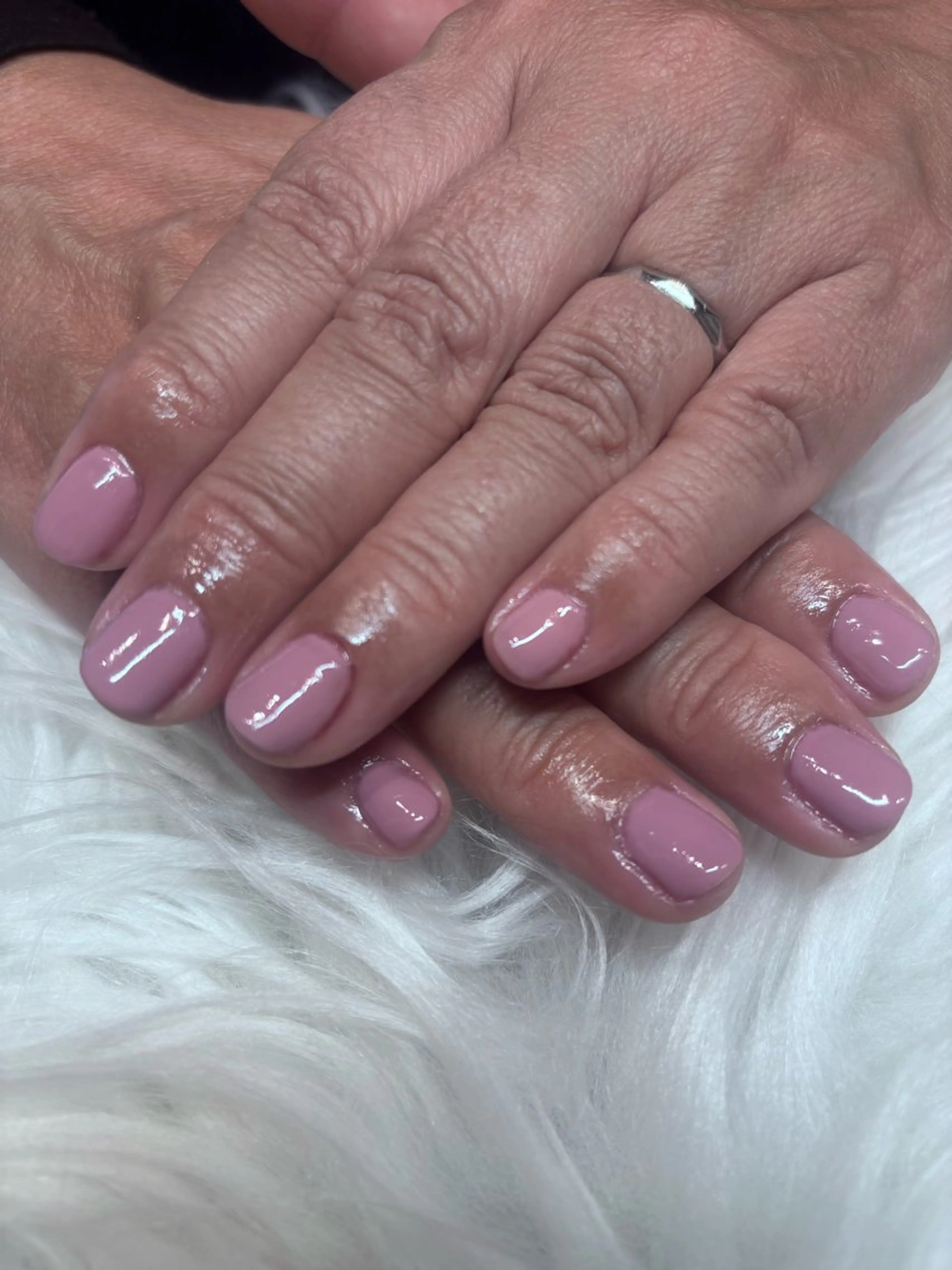 ネイル ワンカラーネイル CECIL beauty labo所属・田中 梨奈のネイルデザイン