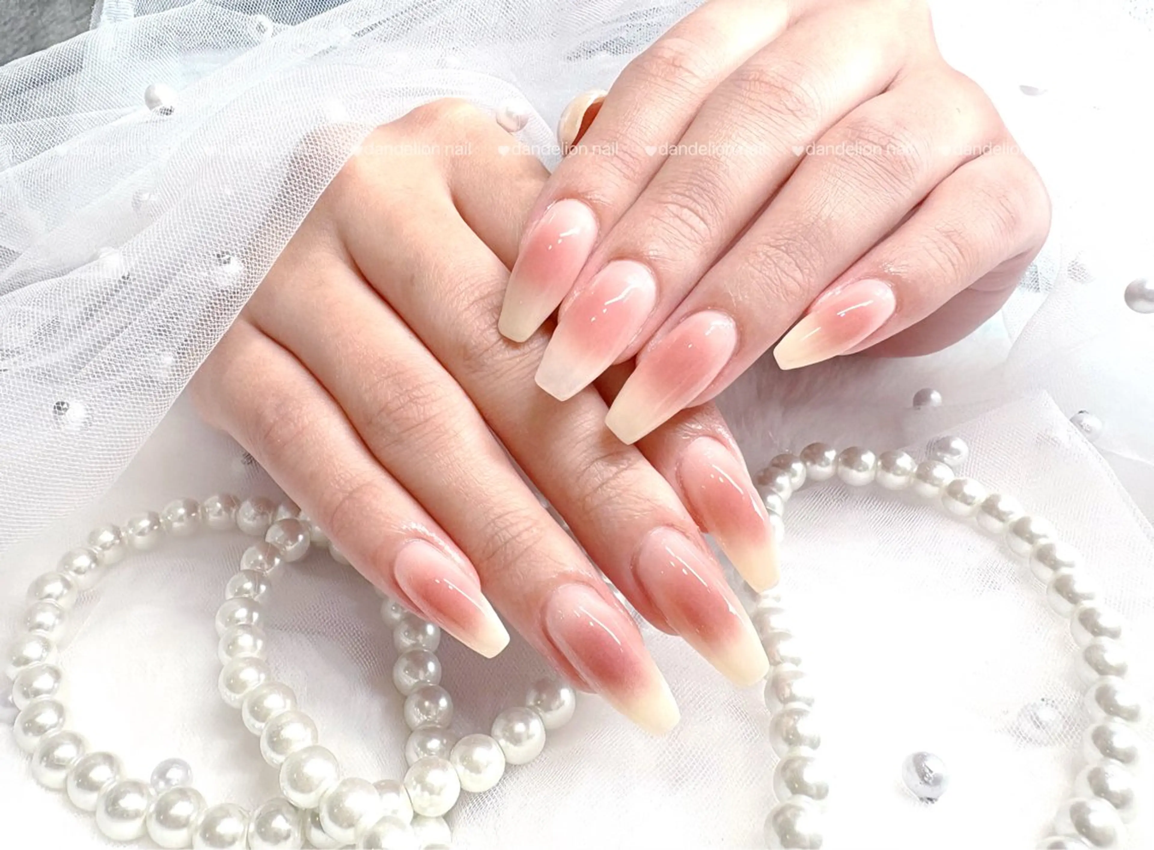 ネイル チークネイル ジェルネイル ロングネイル パラジェル ワンホンネイル ハンドネイル dandelion nail北千住のネイルデザイン