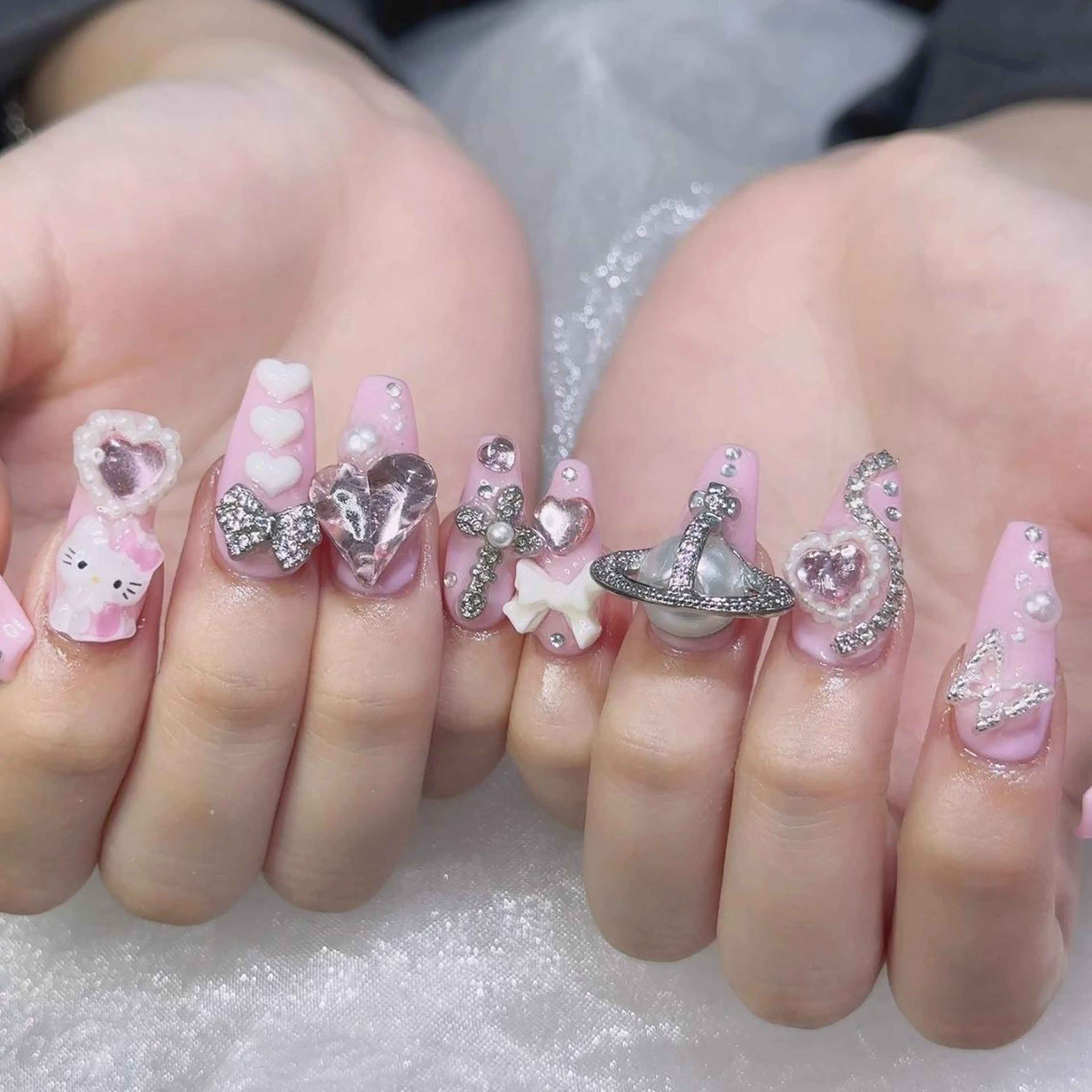 ネイル ハンドネイル Queens momoのネイルデザイン