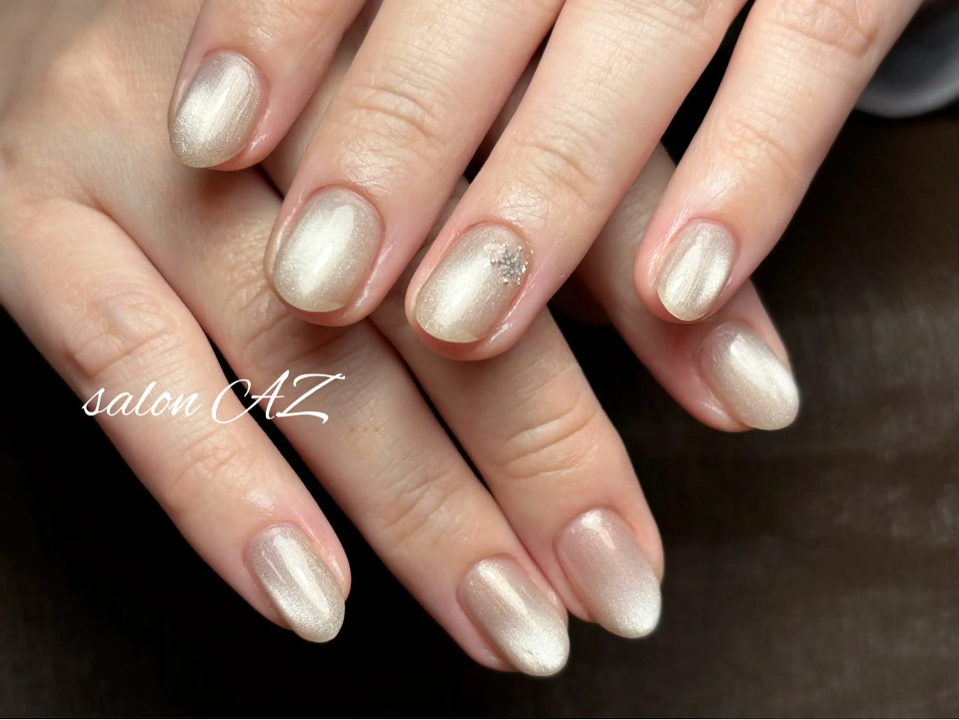 ネイル アートネイル 長さ出し フットネイル フレンチネイル ジェルネイル ハンドネイル salon AZのネイルデザイン