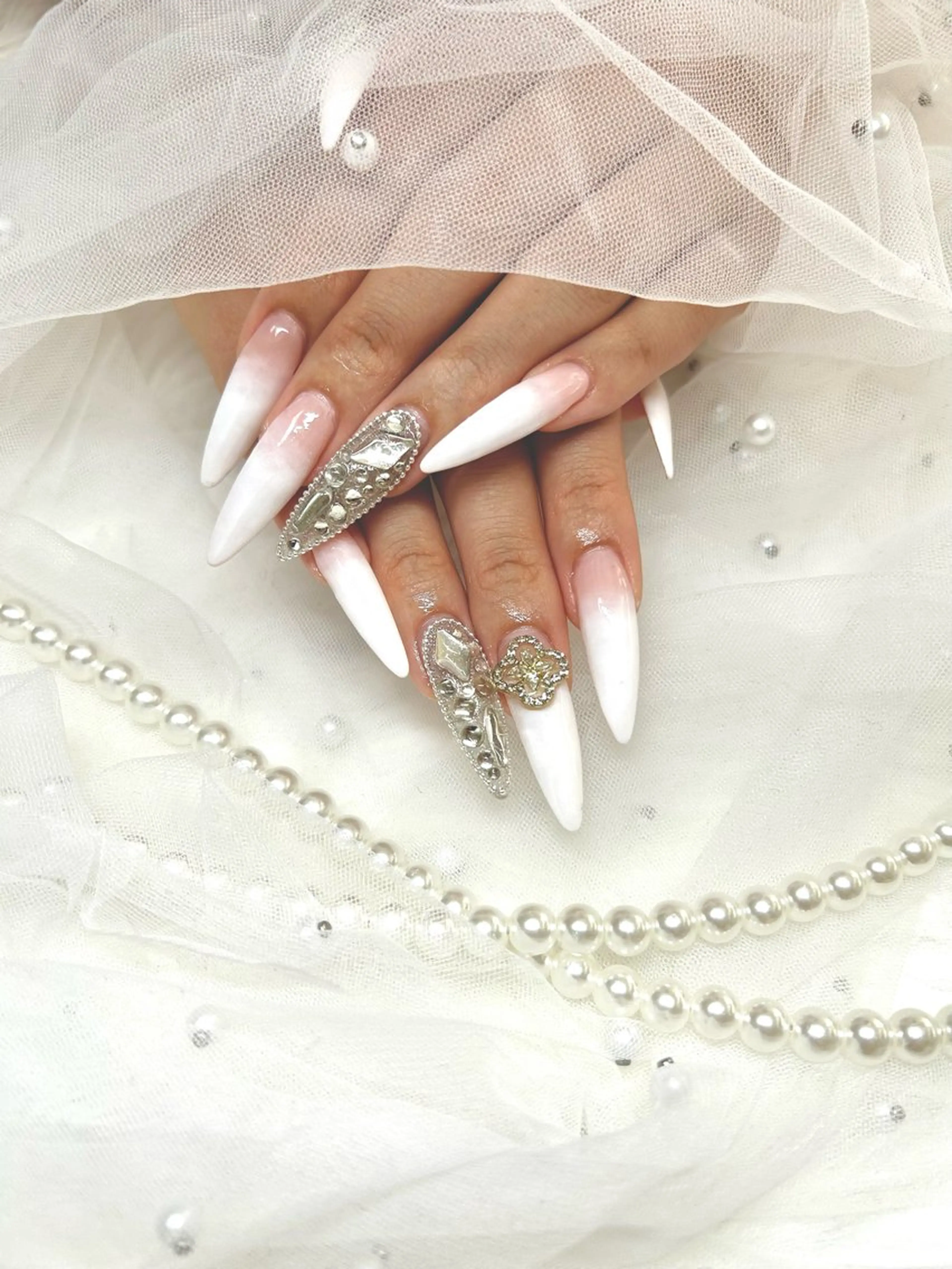 ネイル ハンドネイル 【Laule‘a 】のネイルデザイン