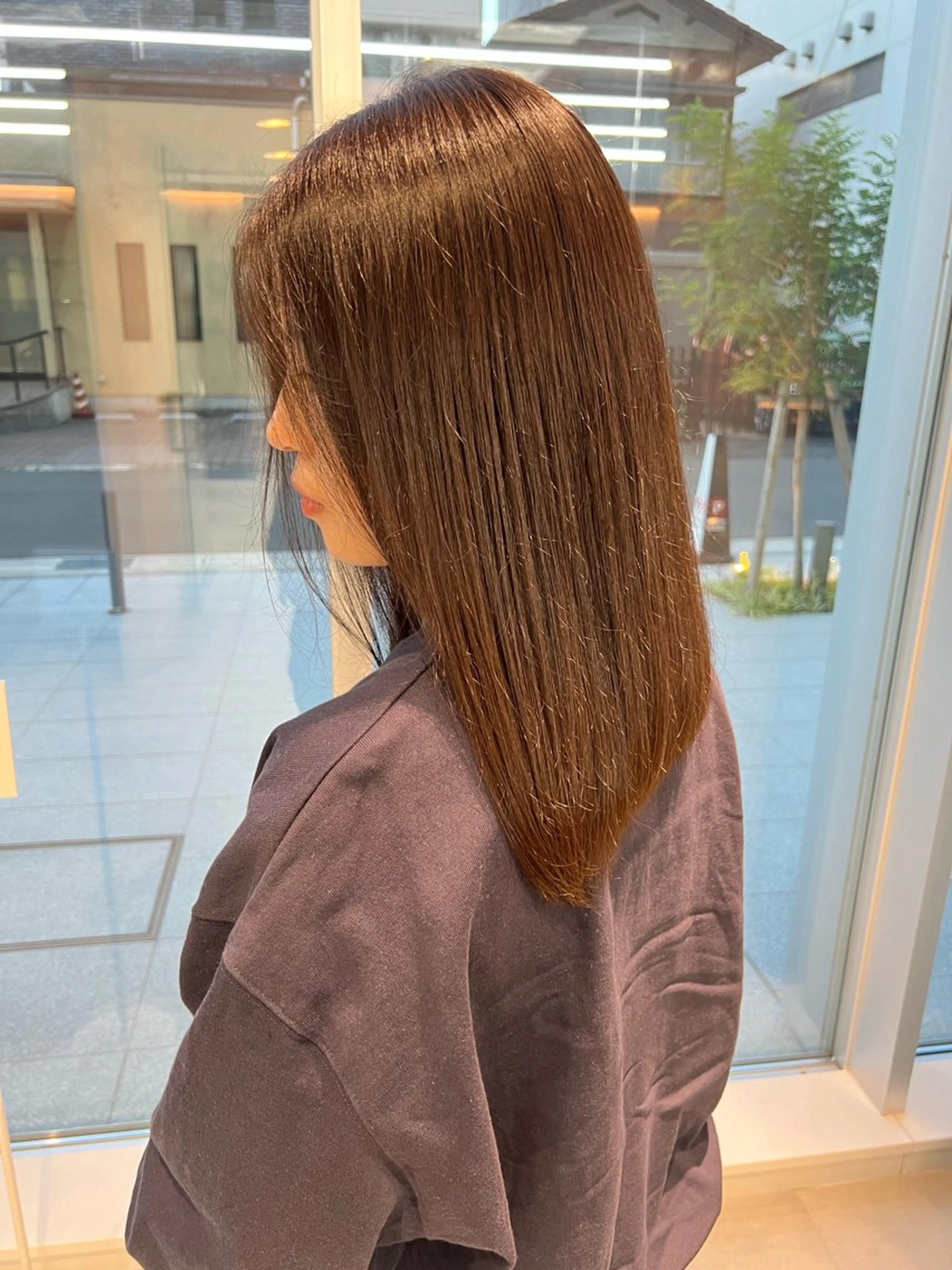 ミディアム カラー トリートメント カット 縮毛矯正 トリートメント 吉沢遣人/レイヤー 艶カラー/パーマのヘアスタイル