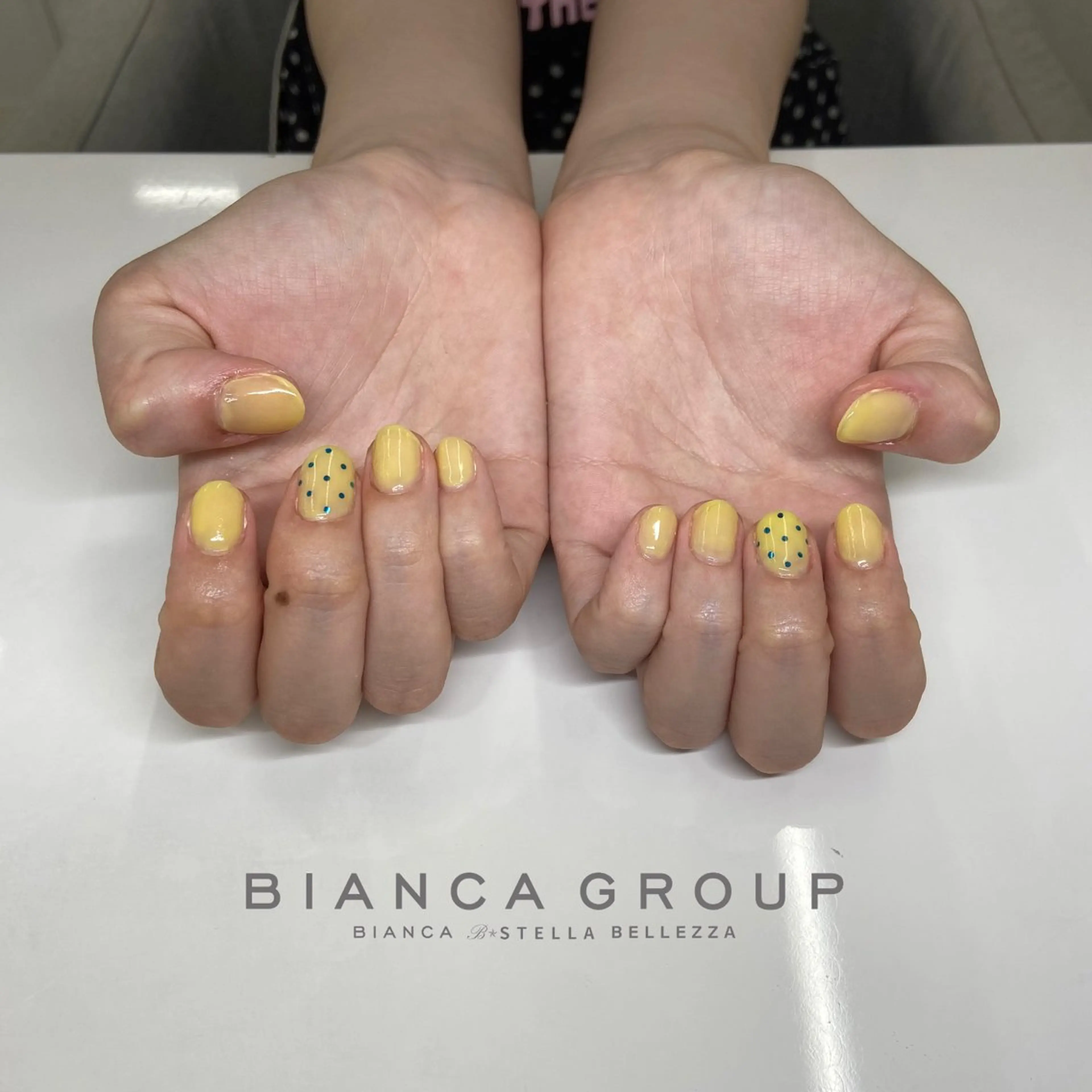 ネイル ハンドネイル Bianca 若松 颯菜のネイルデザイン