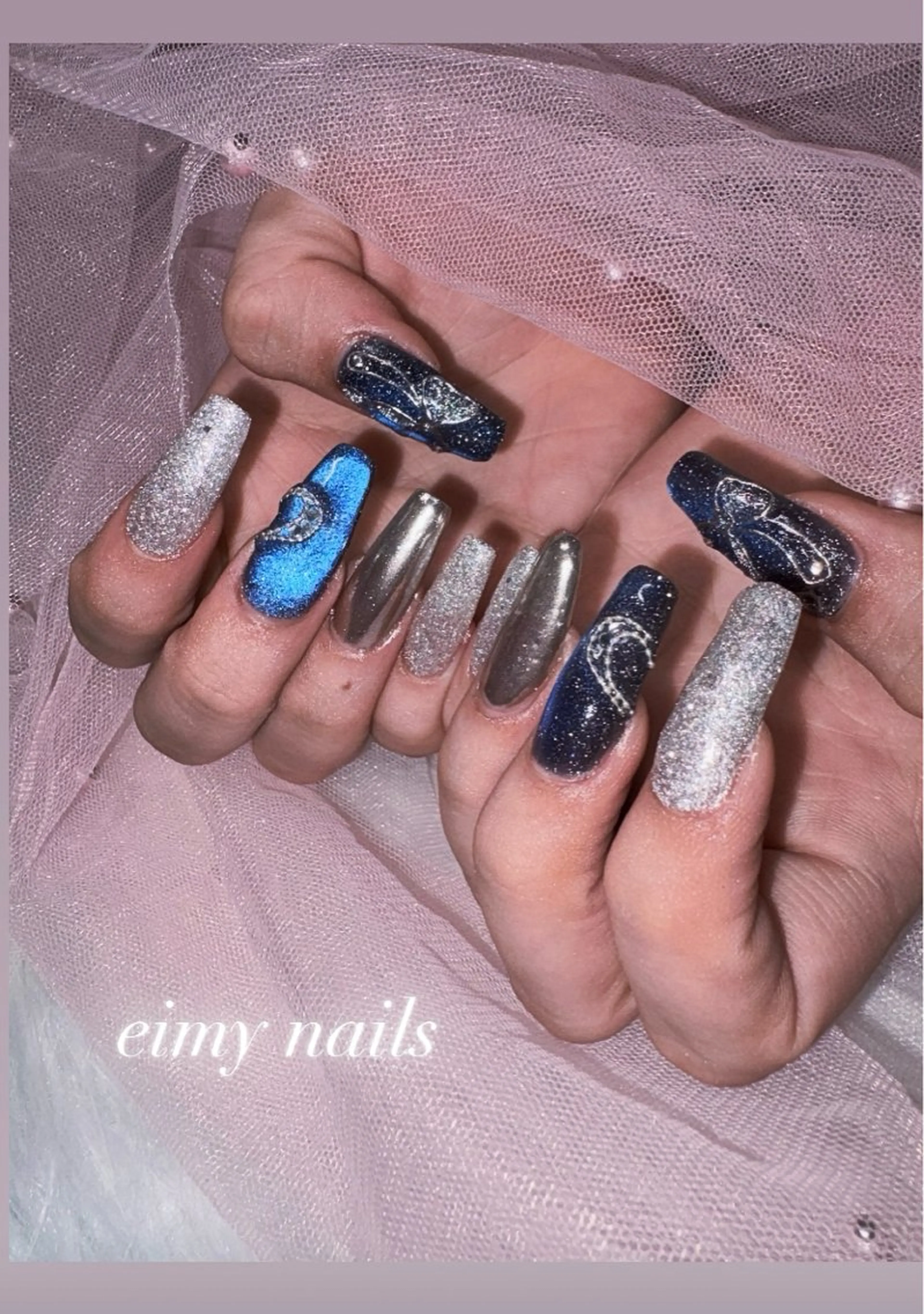 ネイル アートネイル フラッシュネイル フラッシュマグ ラメ(グリッター) マグネットネイル ハンドネイル 🤍eimy nails🤍所属・eimy nails♡のネイルデザイン