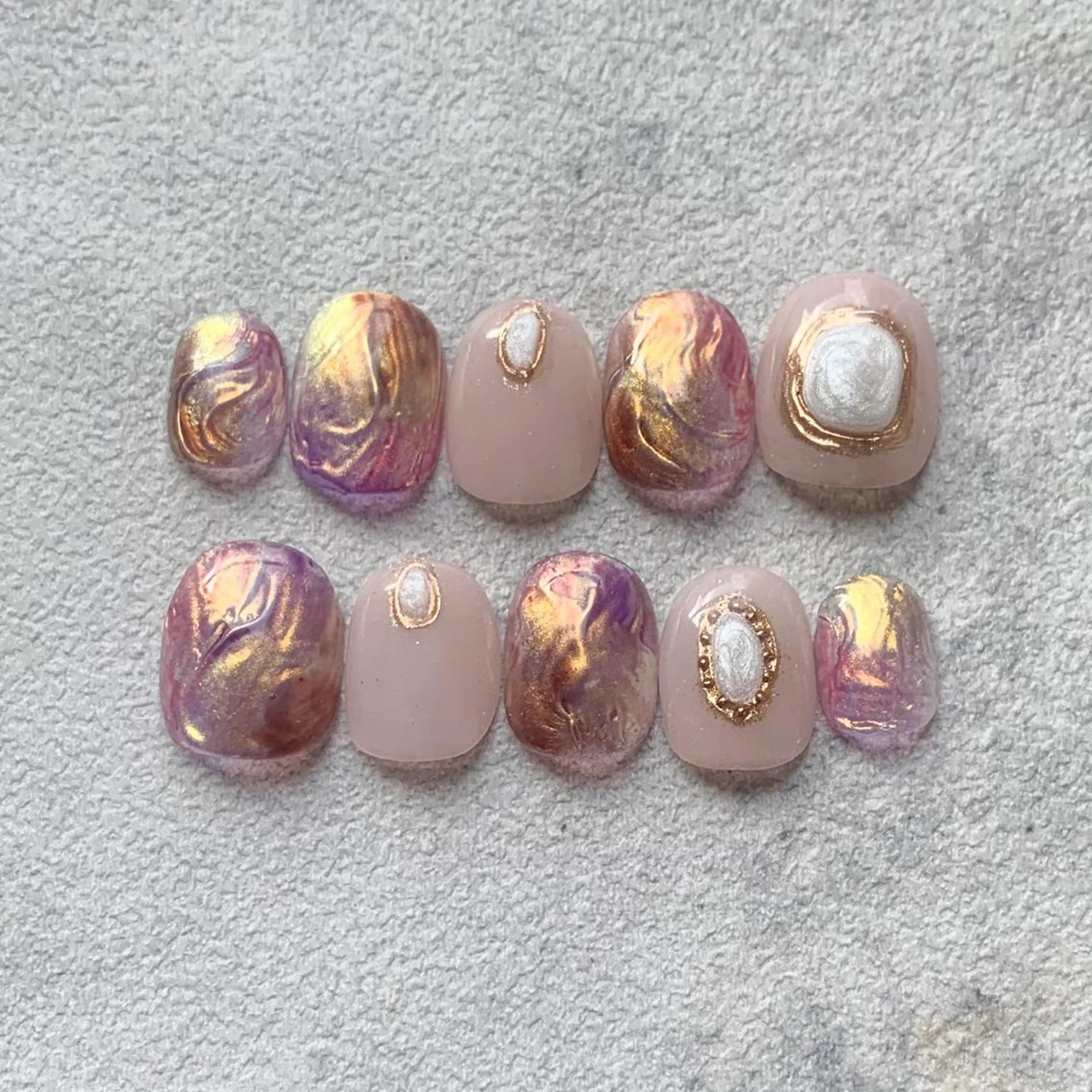 ネイル atelier FIORITURA所属・FIORITURA aiのネイルデザイン