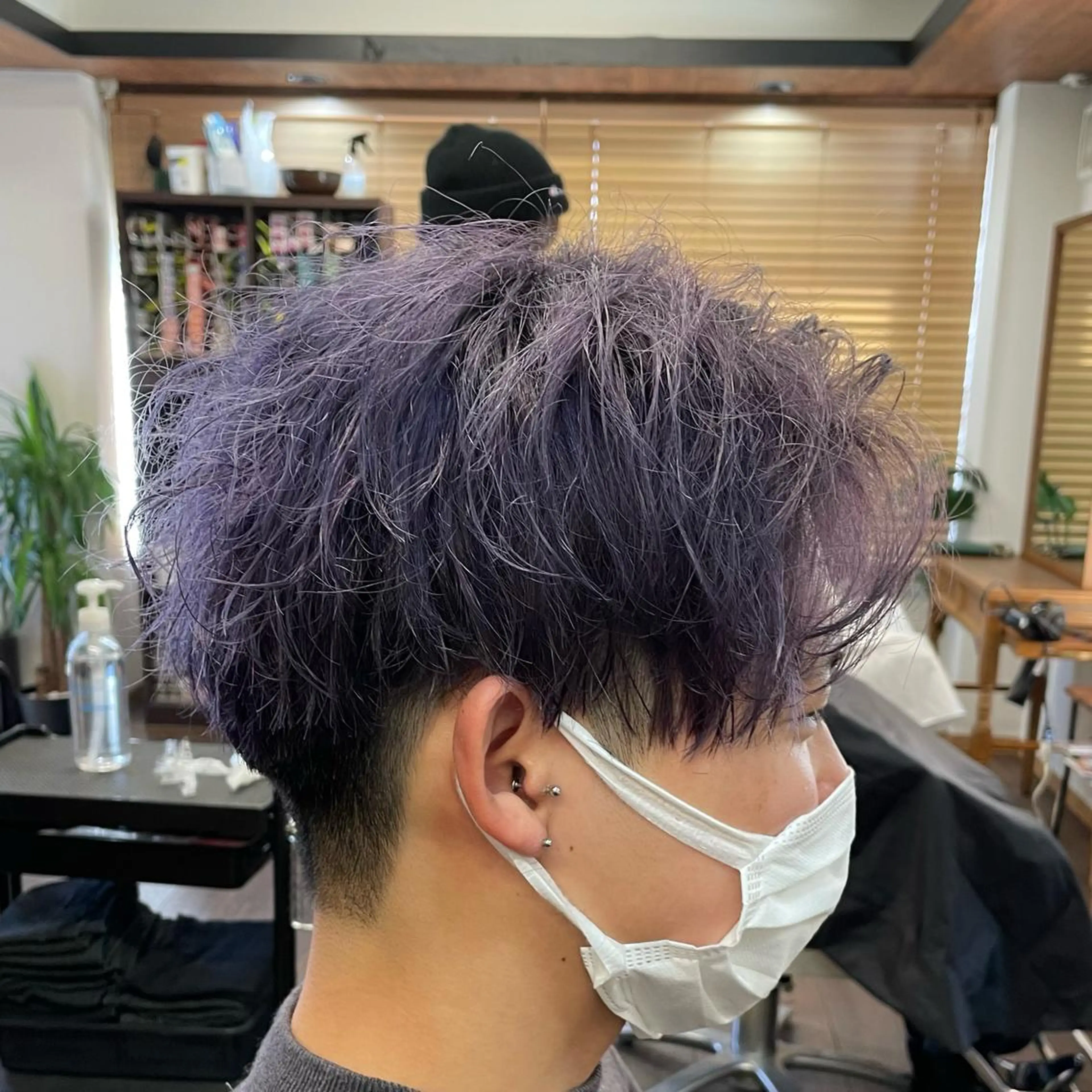 カラー メンズ メンズブリーチ アディクシーカラー ブリーチ 透明感カラー 三井淳平 /メンズパーマのヘアスタイル