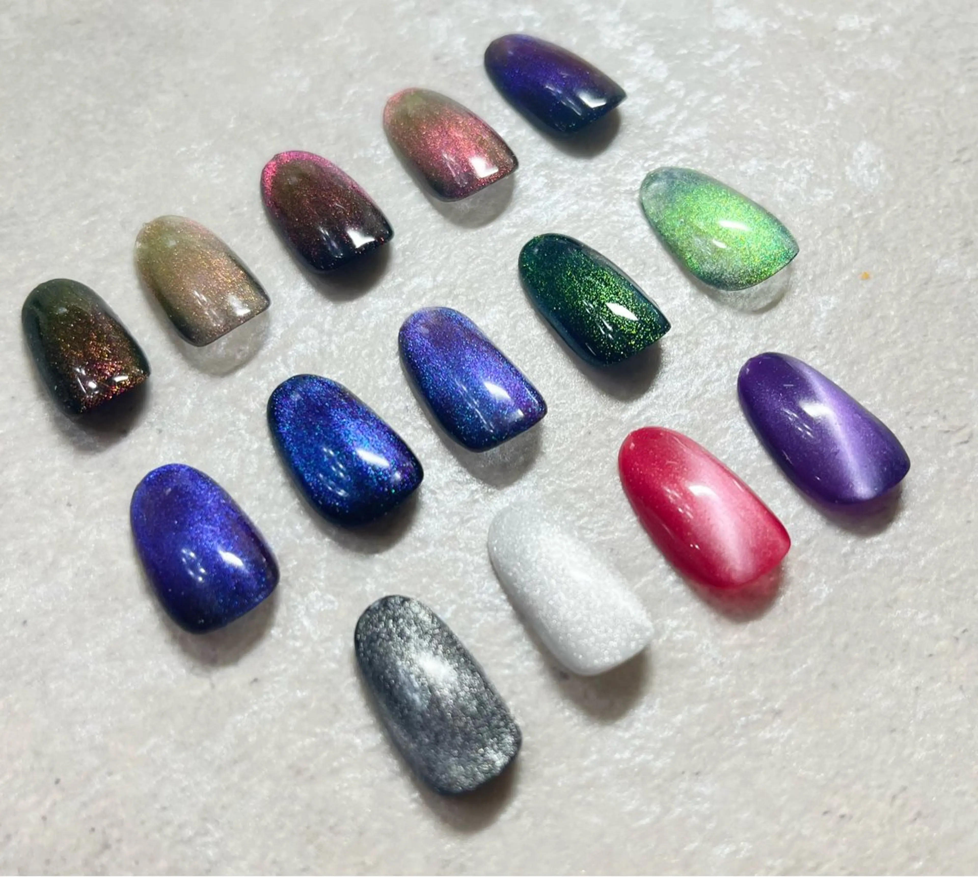 ネイル マグネットネイル nailsalonMIR所属・ネイルサロン ミールのネイルデザイン