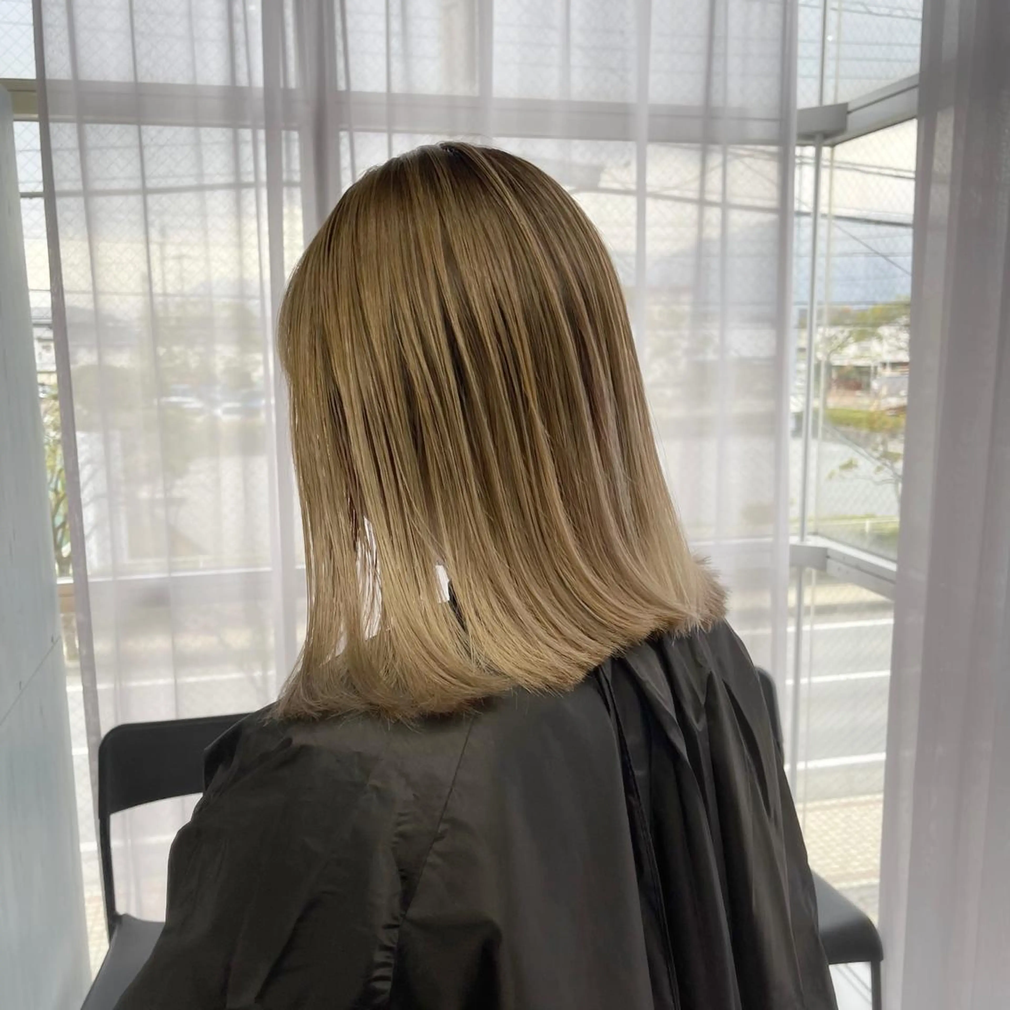 ミディアム カラー バレイヤージュ デザインカラー ハイライトカラー 外国人風カラー ハイライト アンドウ ユウ/ レイヤーカット/韓国のヘアスタイル