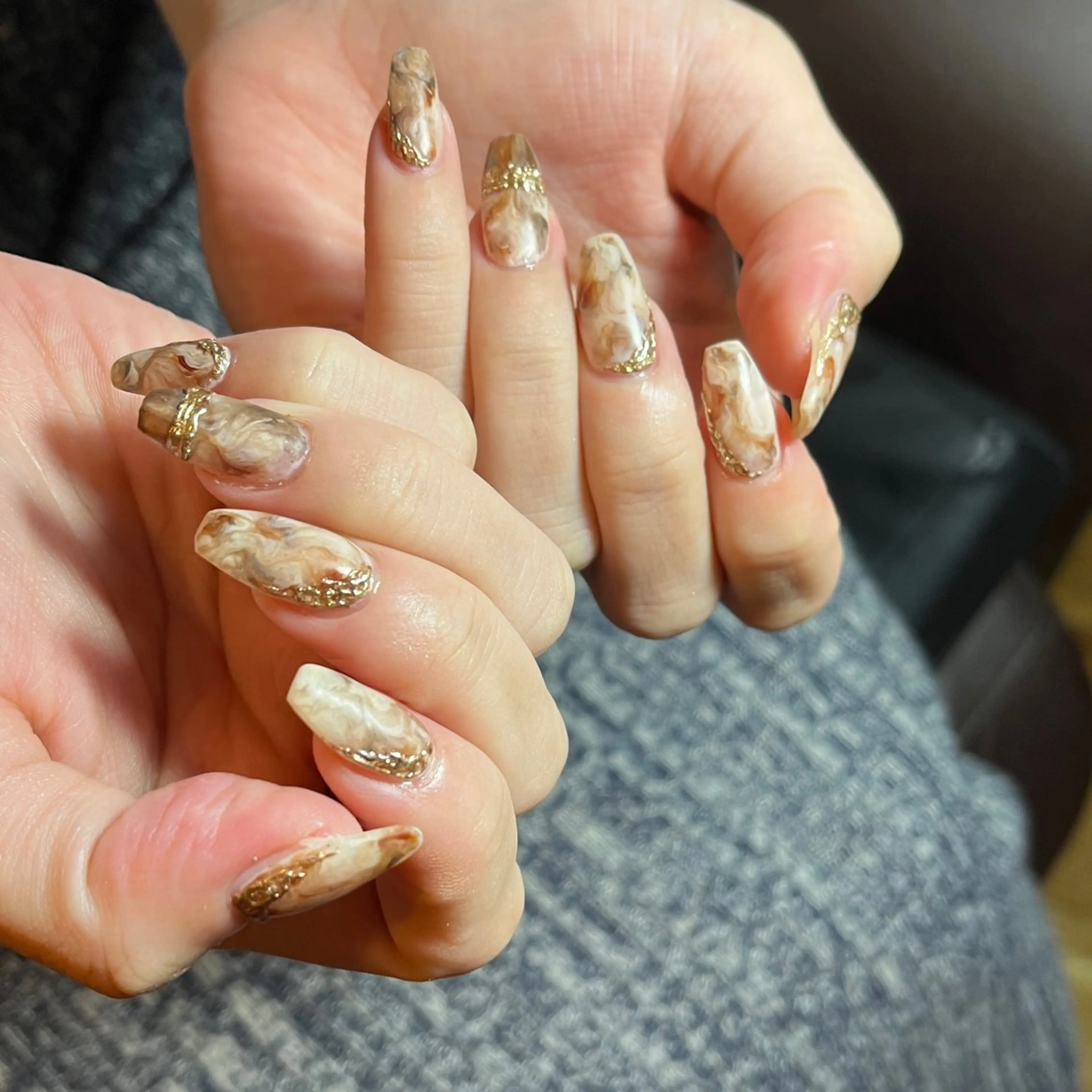 ネイル ブラウン 大理石ネイル(マーブル) マットネイル フリーランス¨̮⃝ ネイリストOKADAのネイルデザイン