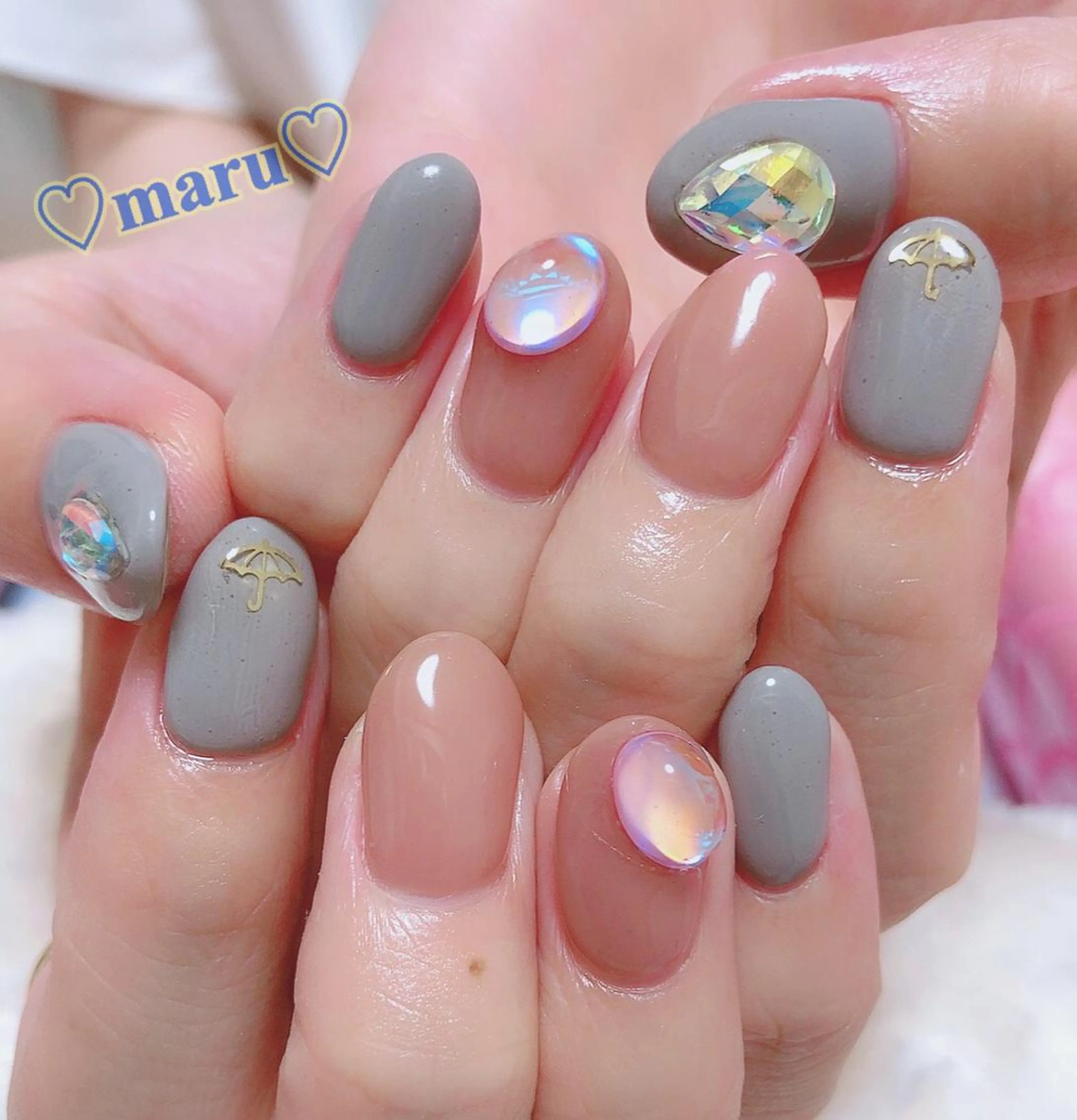 ネイル ハンドネイル フットネイル まるみ ♡のネイルデザイン