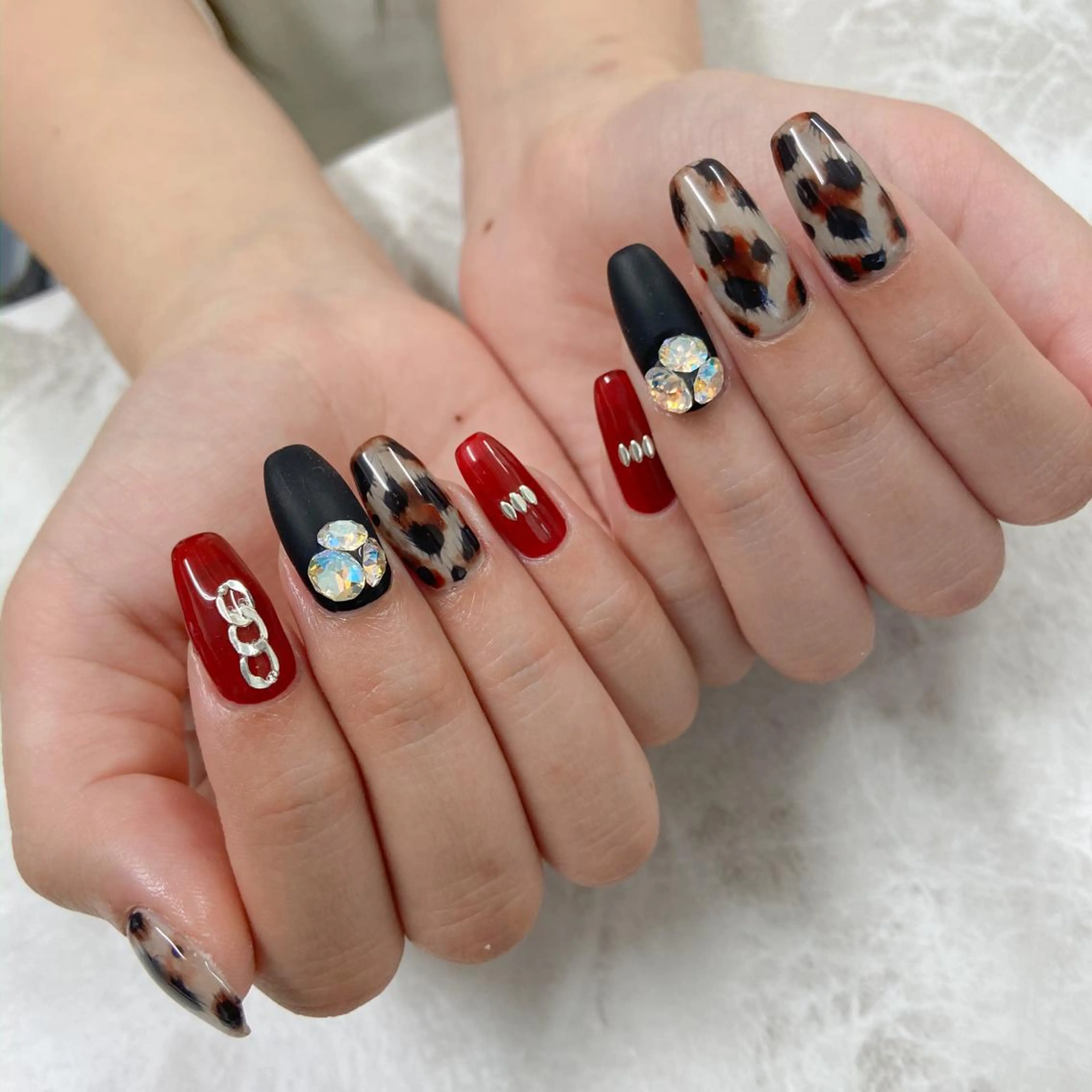 ネイル 黒沢 直子のネイルデザイン