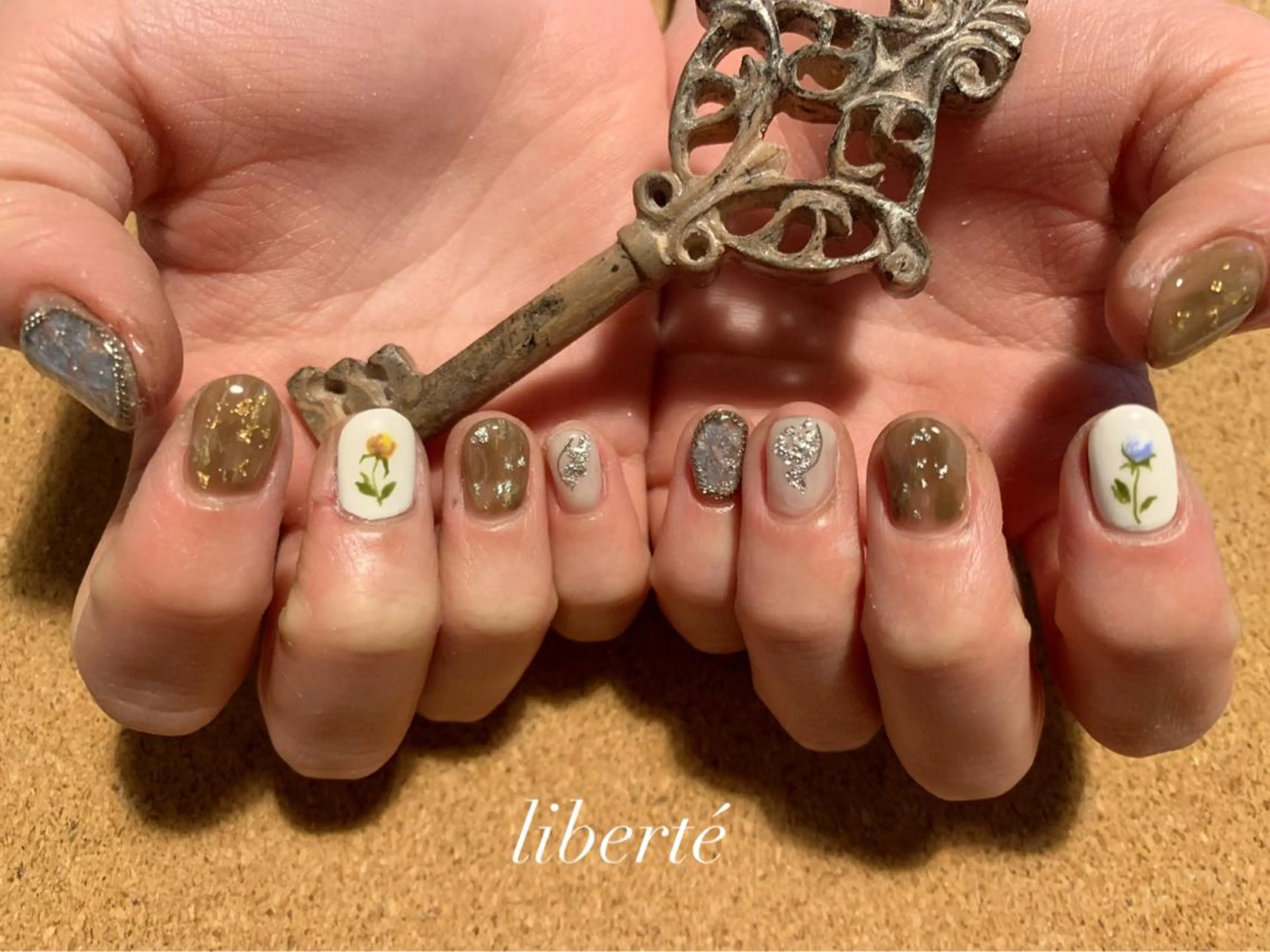 ネイル liberté (リベルテ)のネイルデザイン