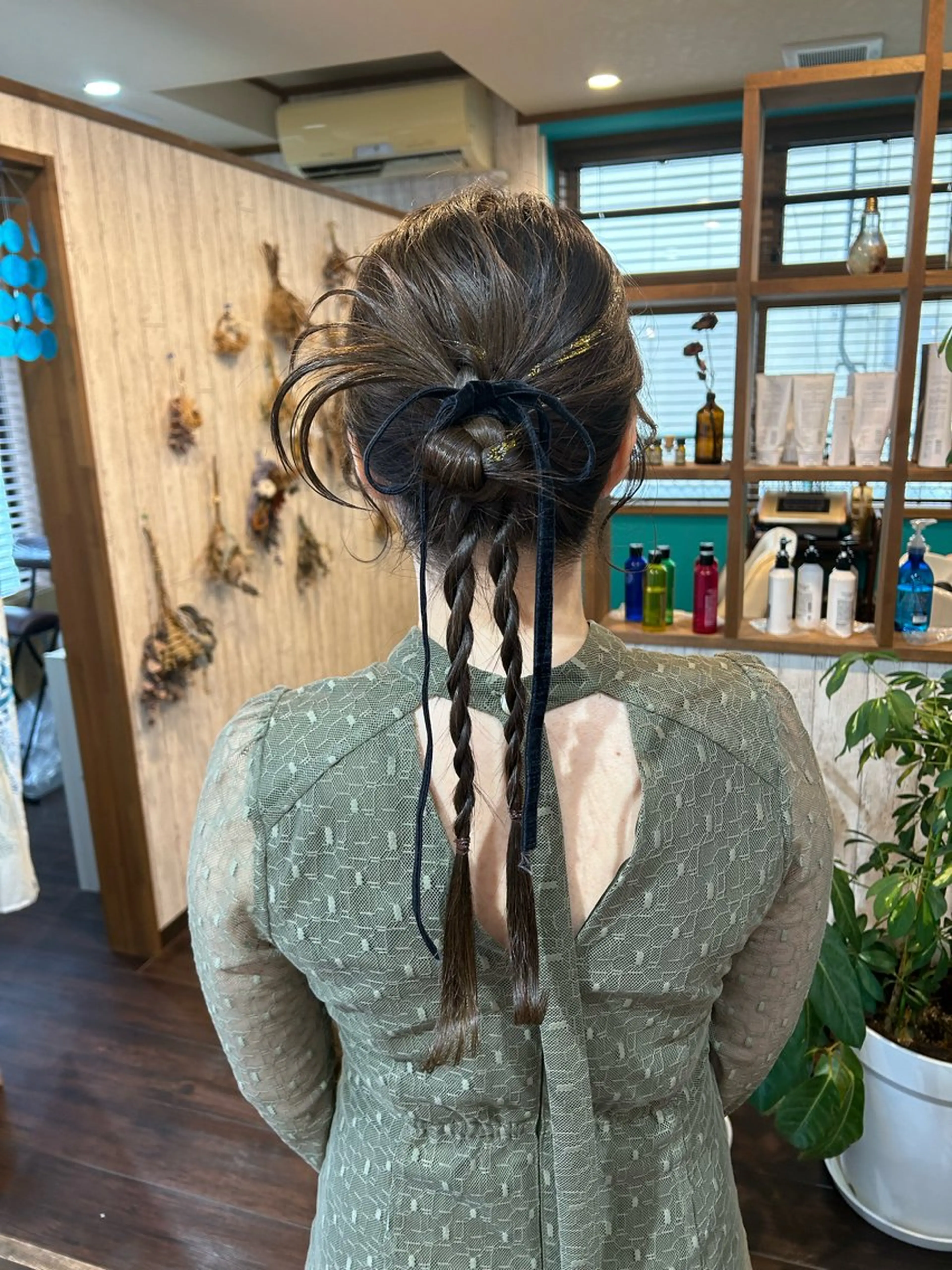 ロング ヘアアレンジ 早坂 さくらのヘアスタイル