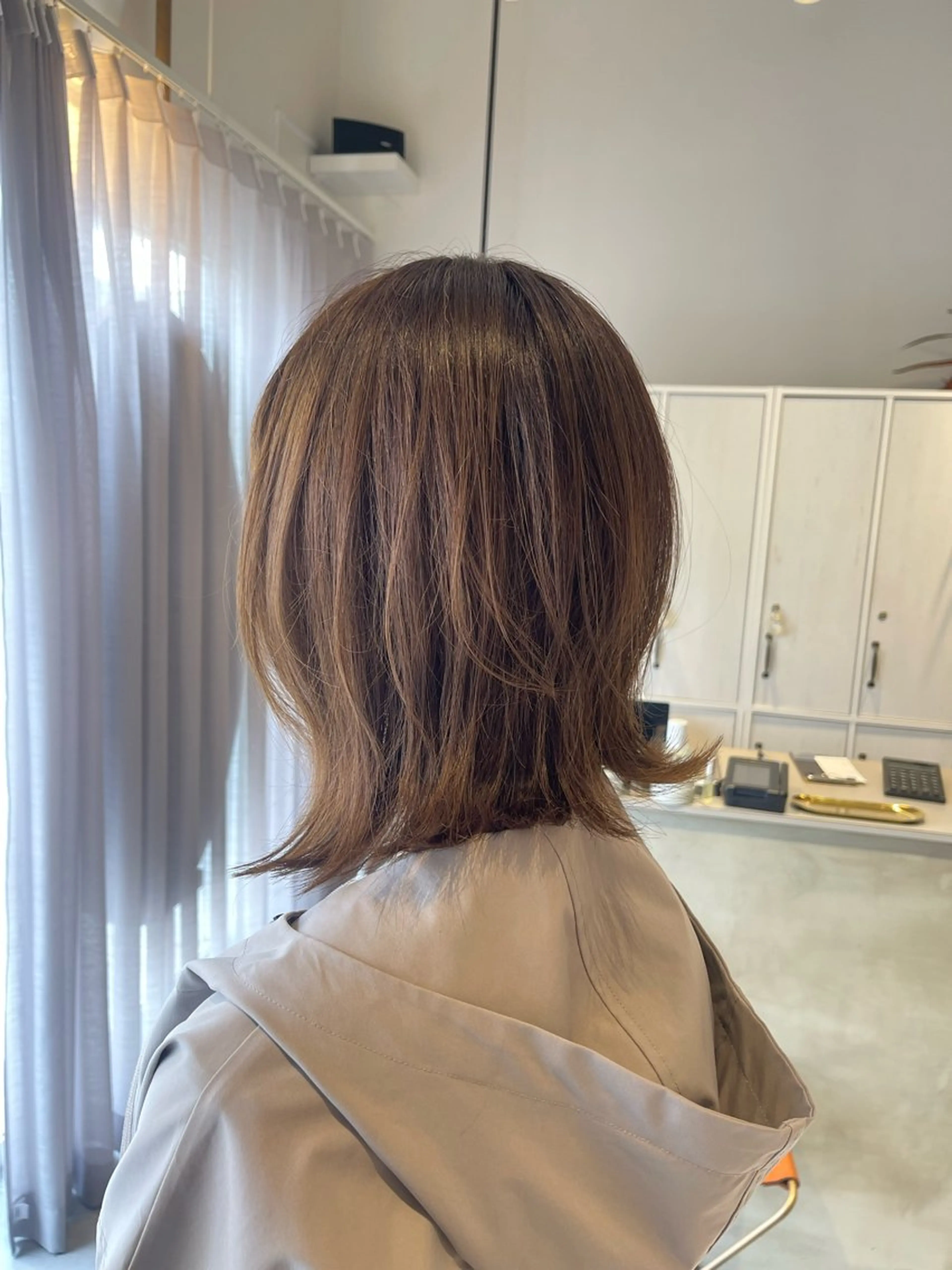 ミディアム カラー ボブ くびれヘア 外ハネヘア Le rond所属・はる とのヘアスタイル