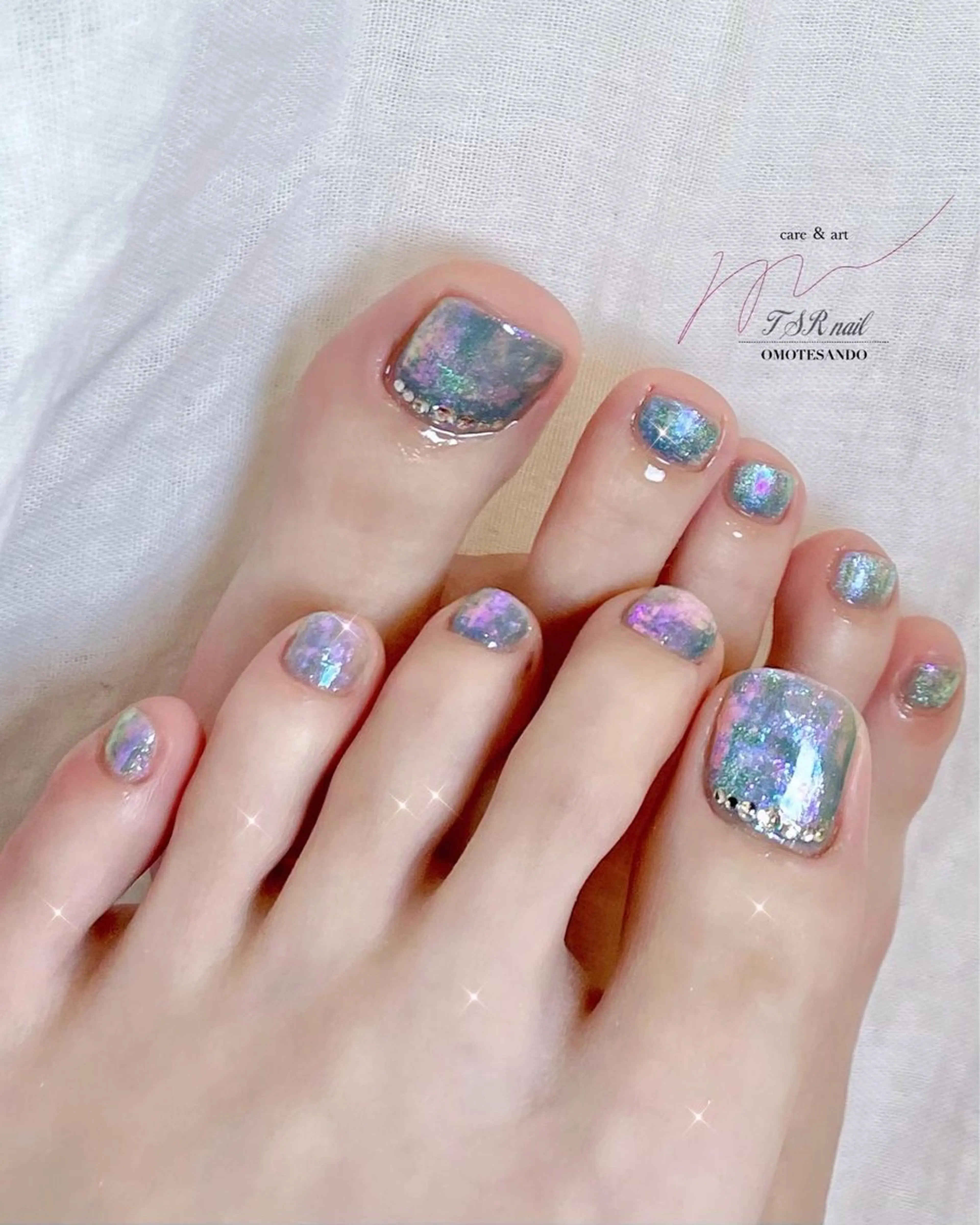 ネイル フットネイル マグネットネイル ピンク 夏ネイル 爪咲 りり花のネイルデザイン