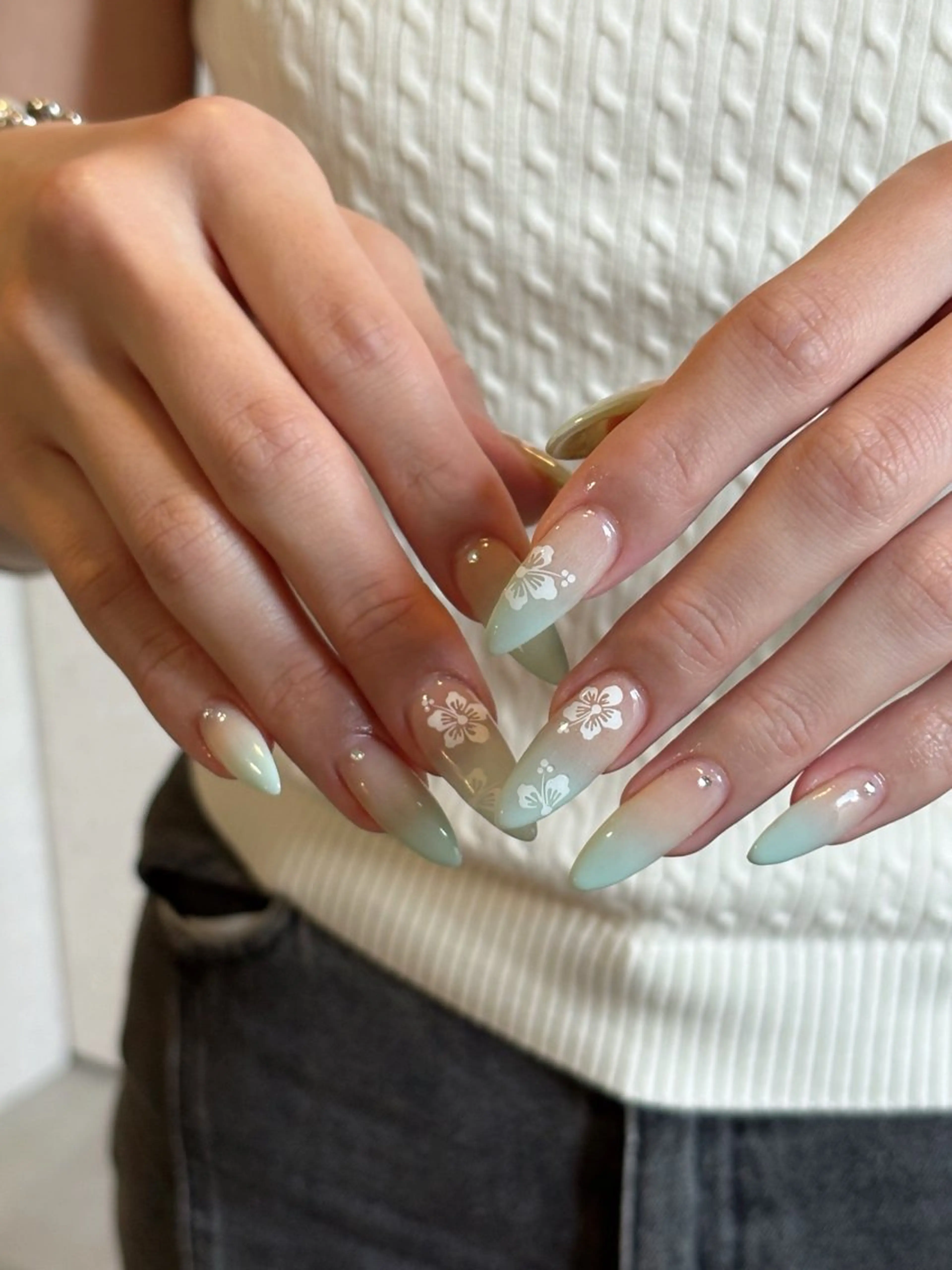 【hand】オフありカラーグラデーション✨の写真