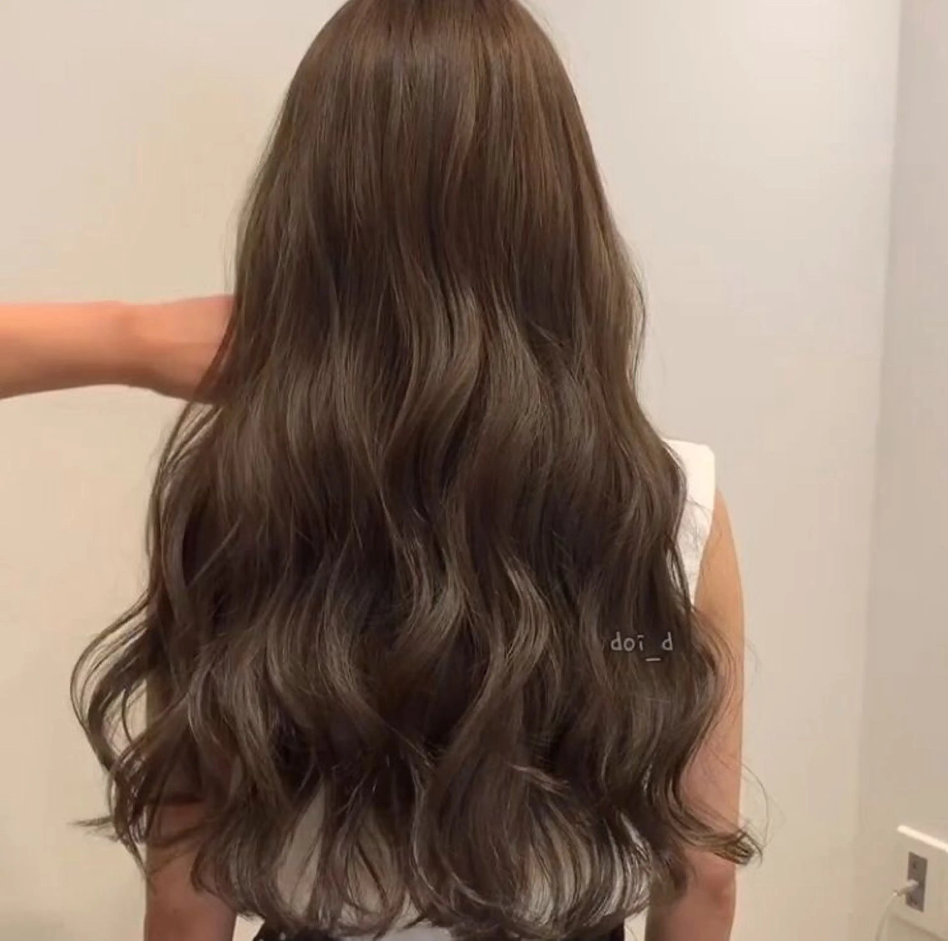 セミロング カラー パーマ カット ヘアカラー 表参道/髪質改善・ 透明感 colorのヘアスタイル