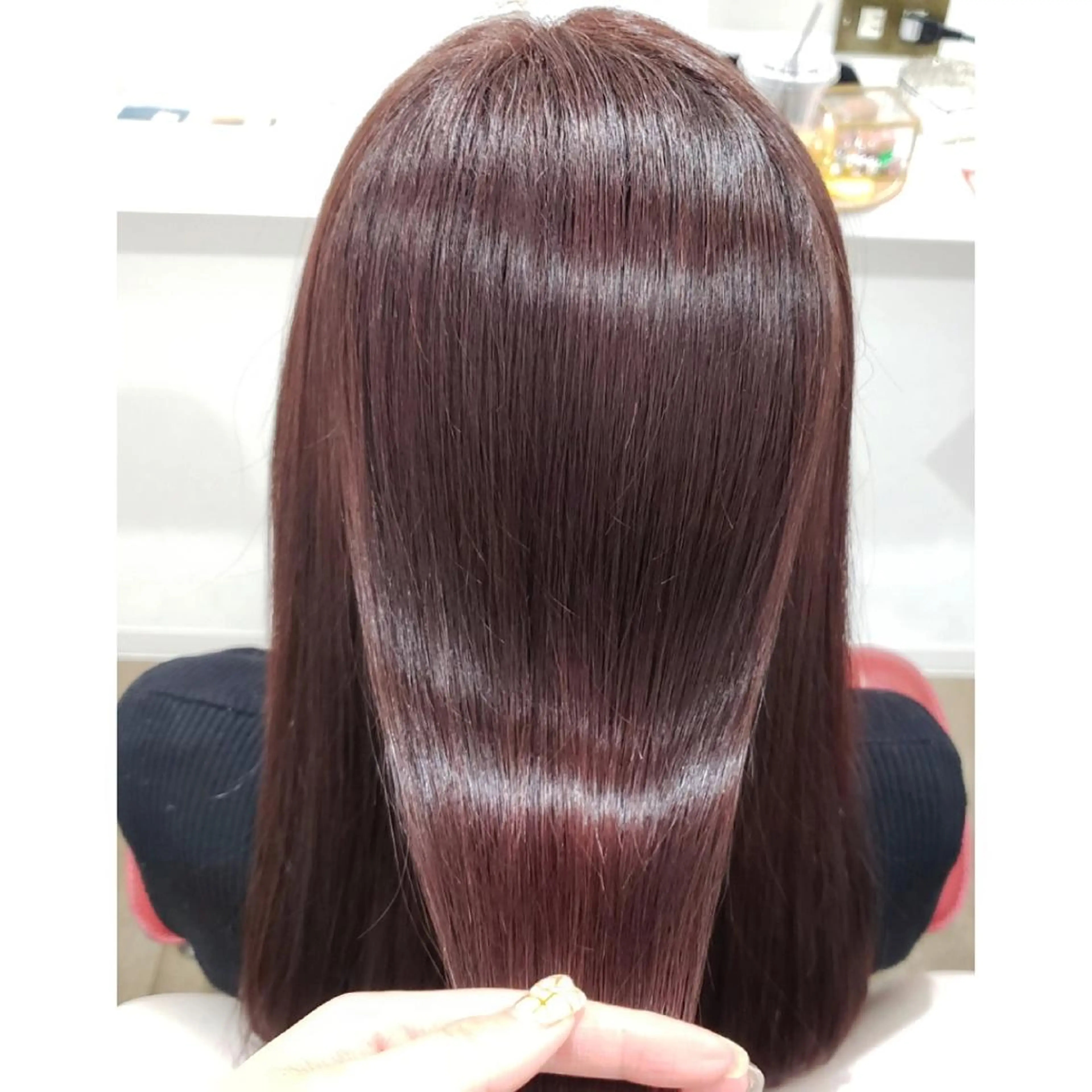 セミロング カラー ヘアアレンジ ブリーチ ブラウンカラー ブリーチなしカラー レッドカラー 髪質改善 カット ヘアカラー トリートメント 髪質改善サロン🍃 AIRI のヘアスタイル