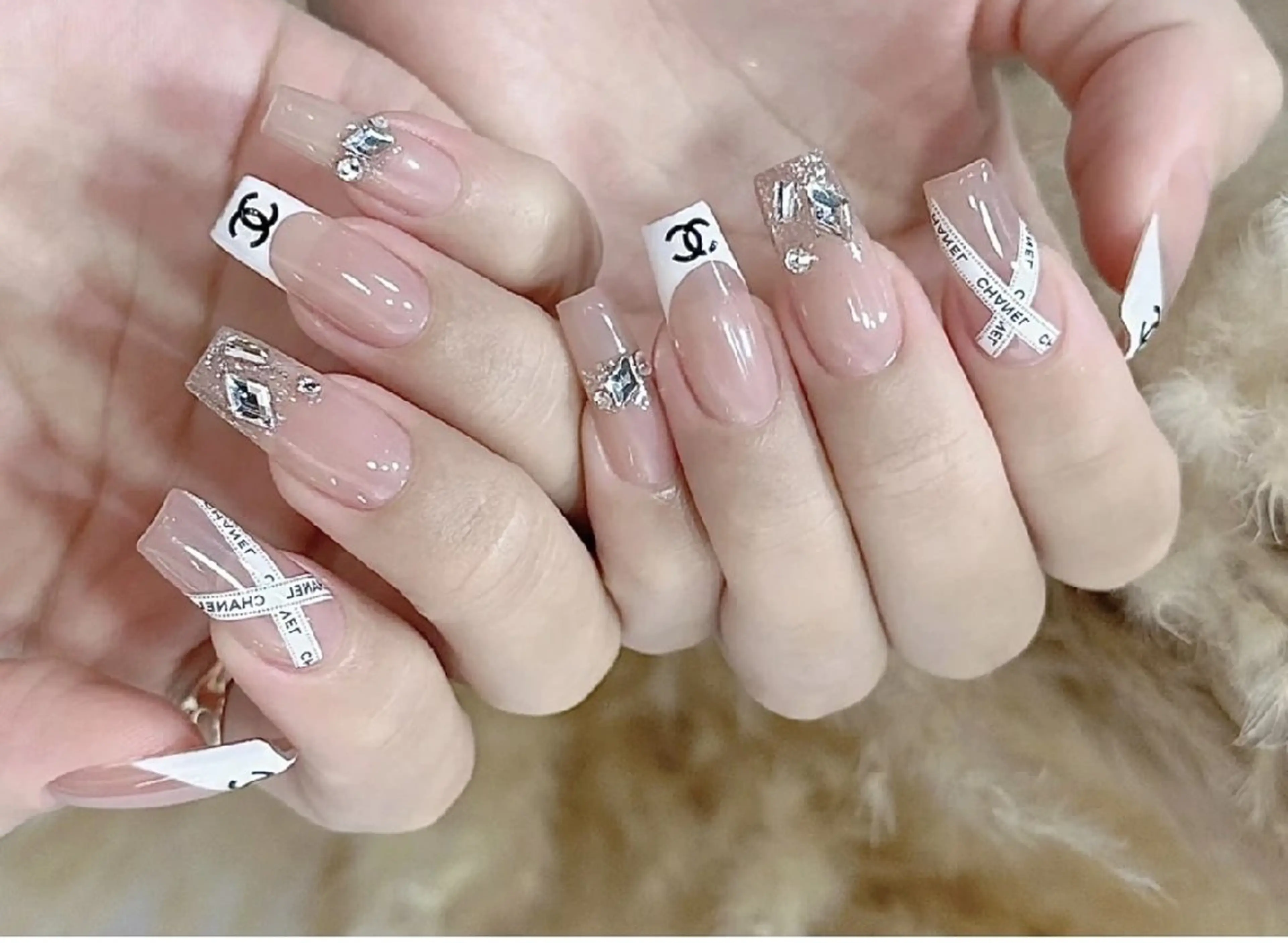 ネイル 菲菲ネイルサロン所属・FJ ネイルサロンのネイルデザイン