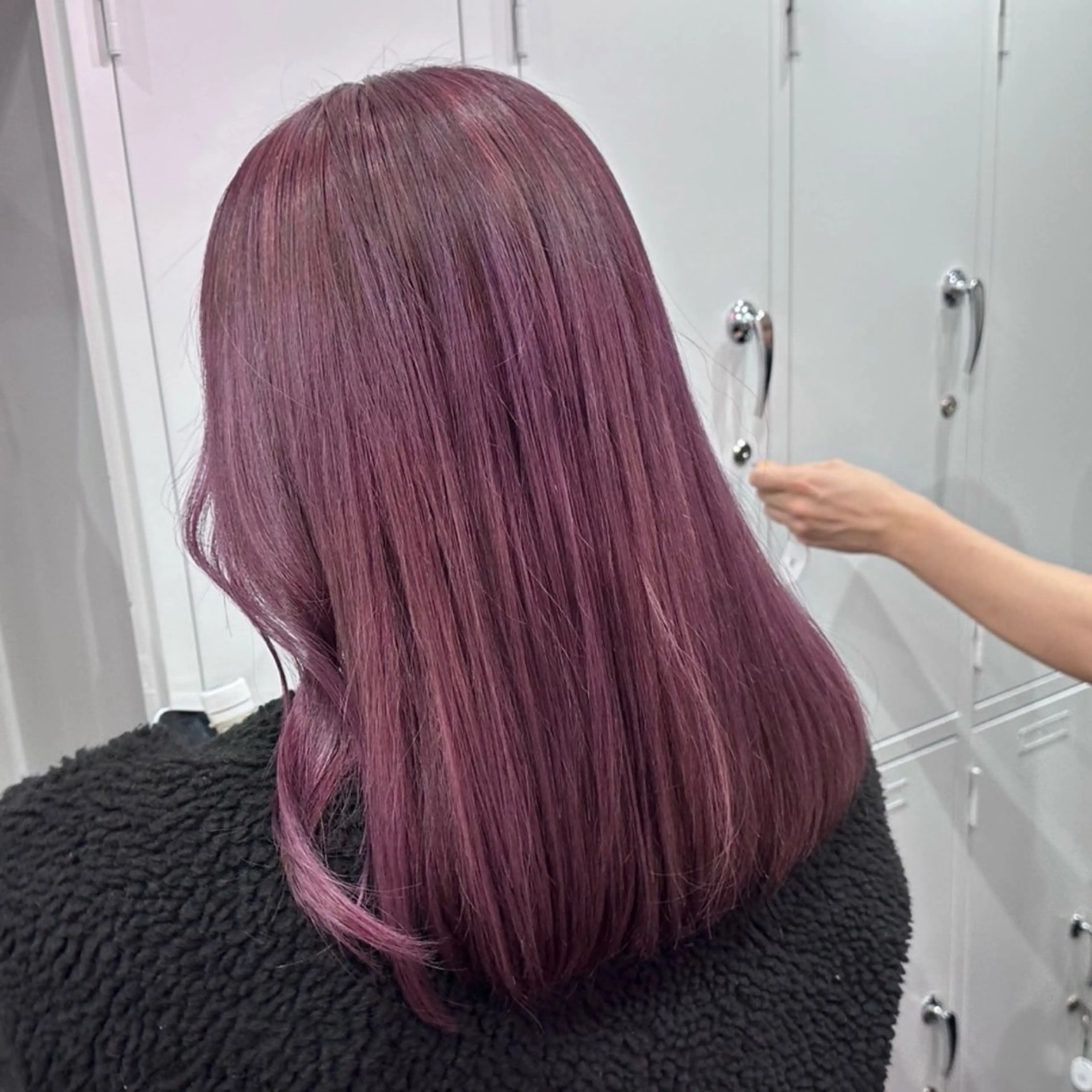 セミロング カラー ハイトーン/ウルフ /エクステ/ましろのヘアスタイル