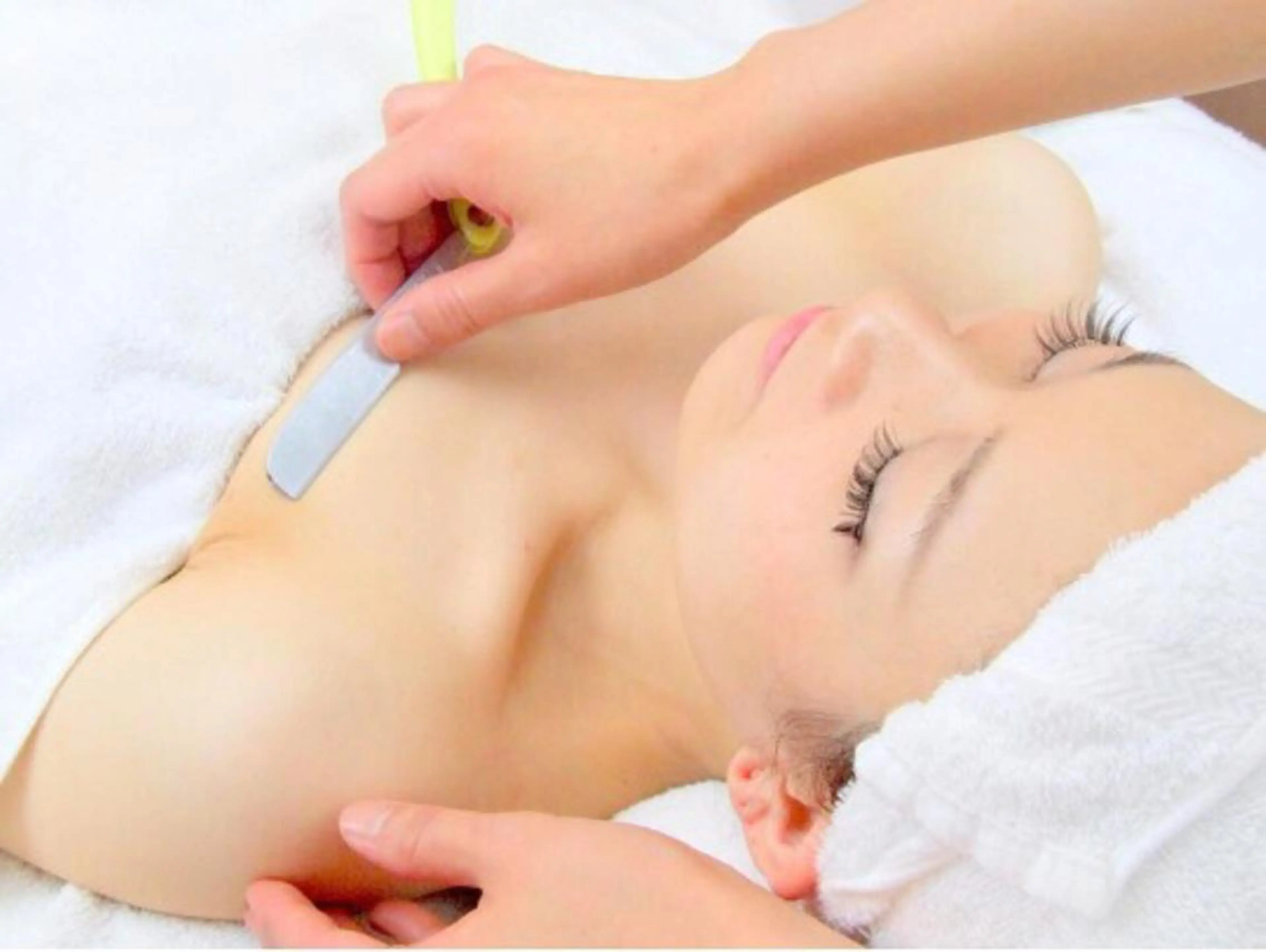 BARBER YAMAMICHI所属・山城 ゆきのエステ・リラクイメージ