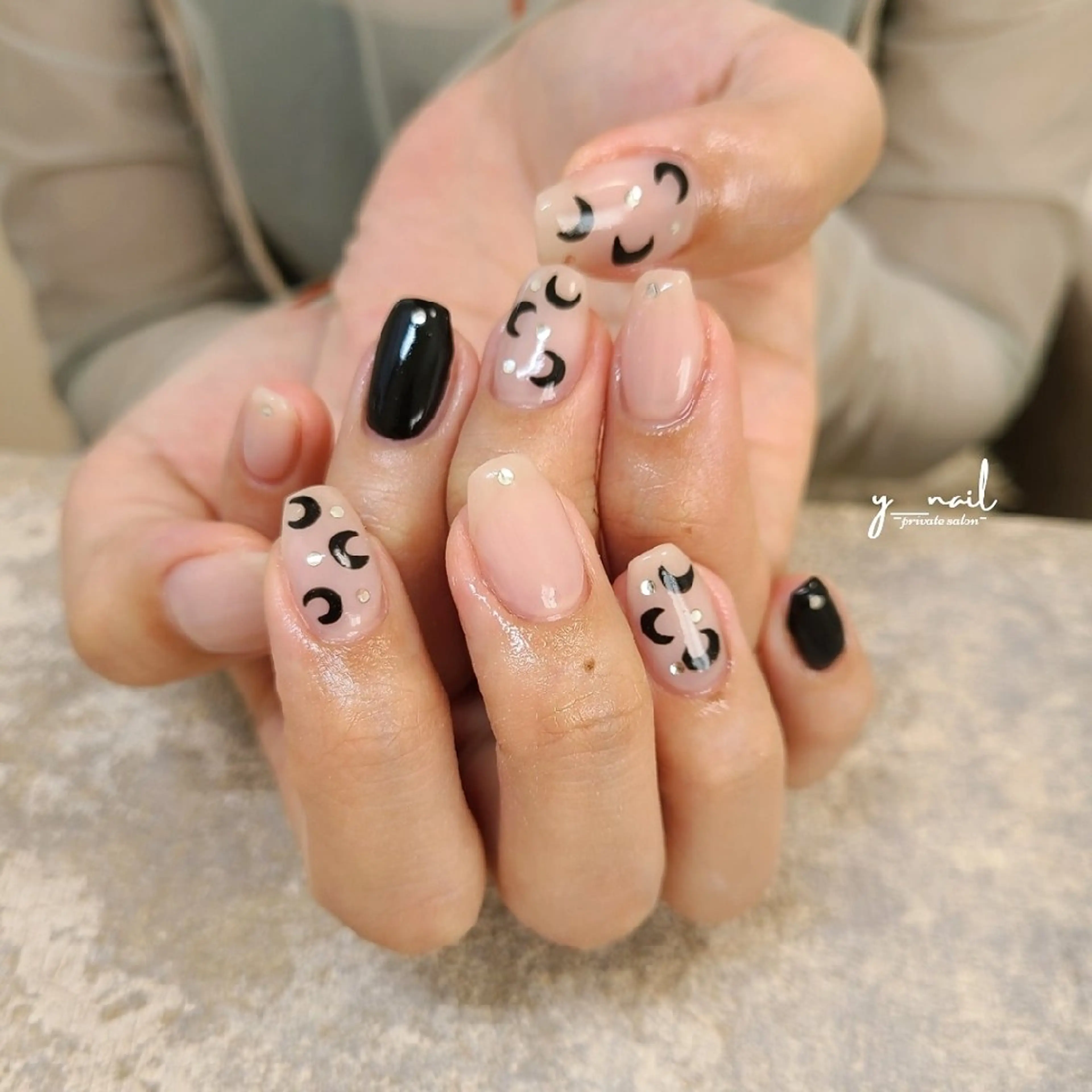 ネイル y ___nailのネイルデザイン