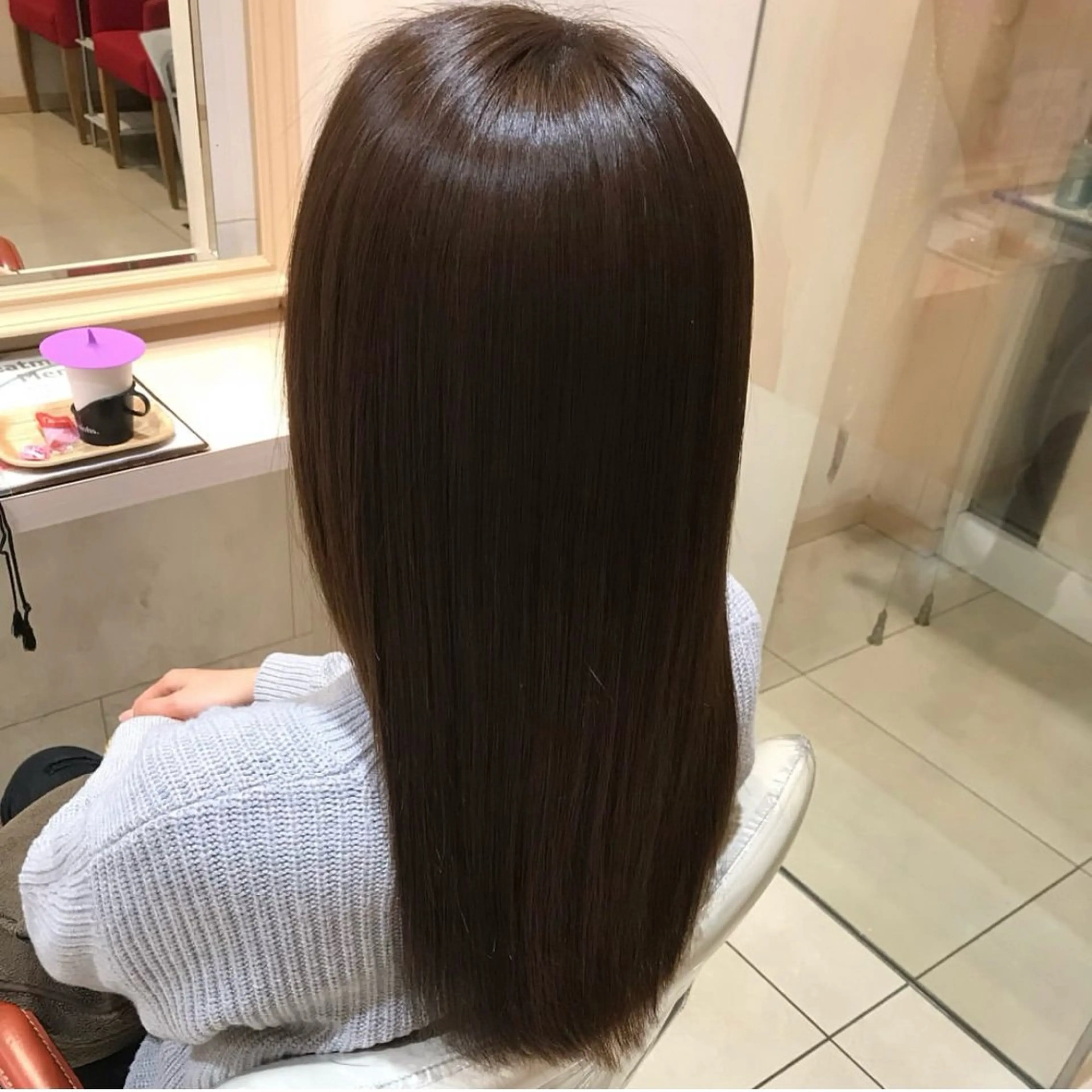 ロング 清 亜由佳のヘアスタイル