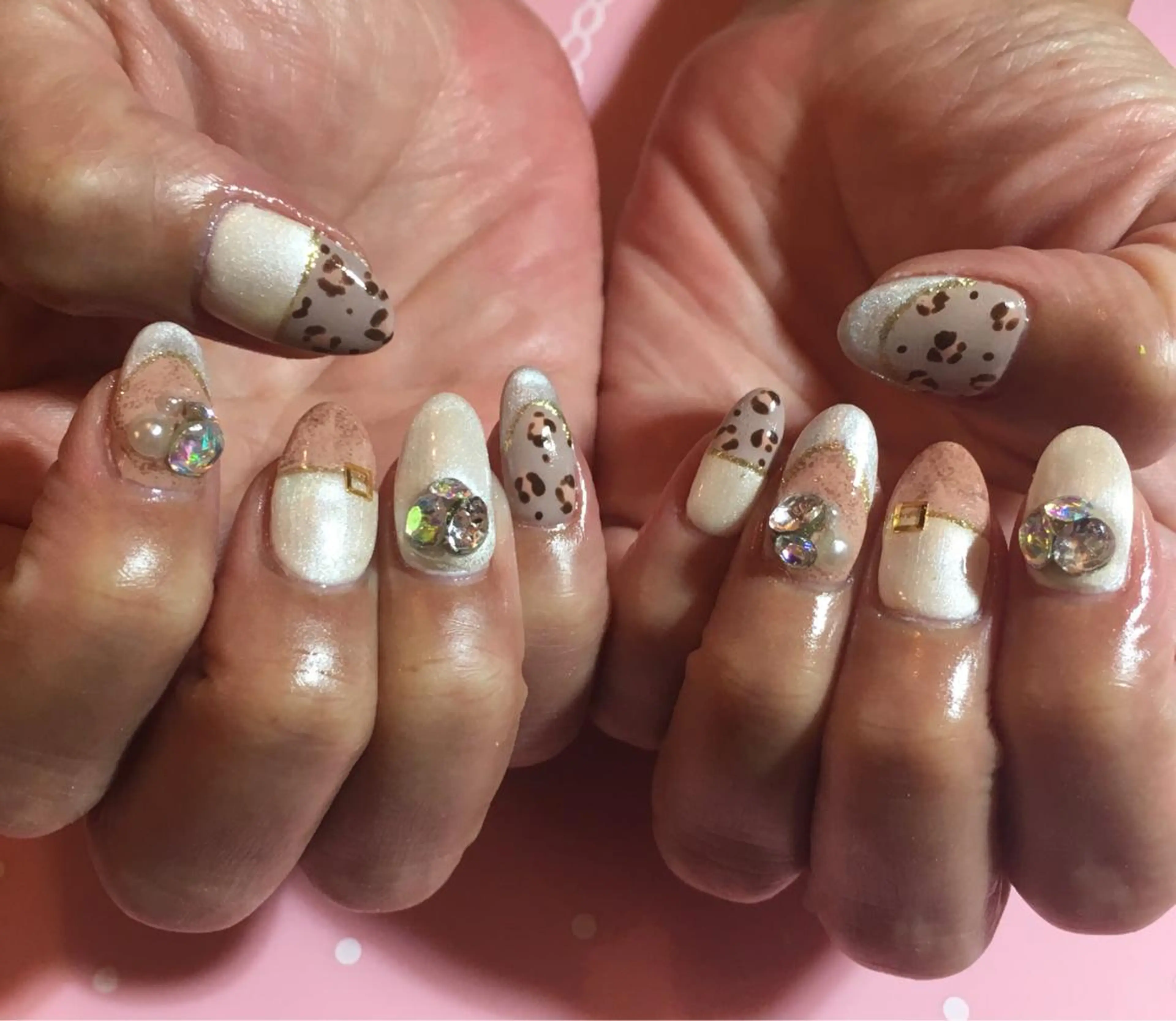 ネイル 古川 里美のネイルデザイン