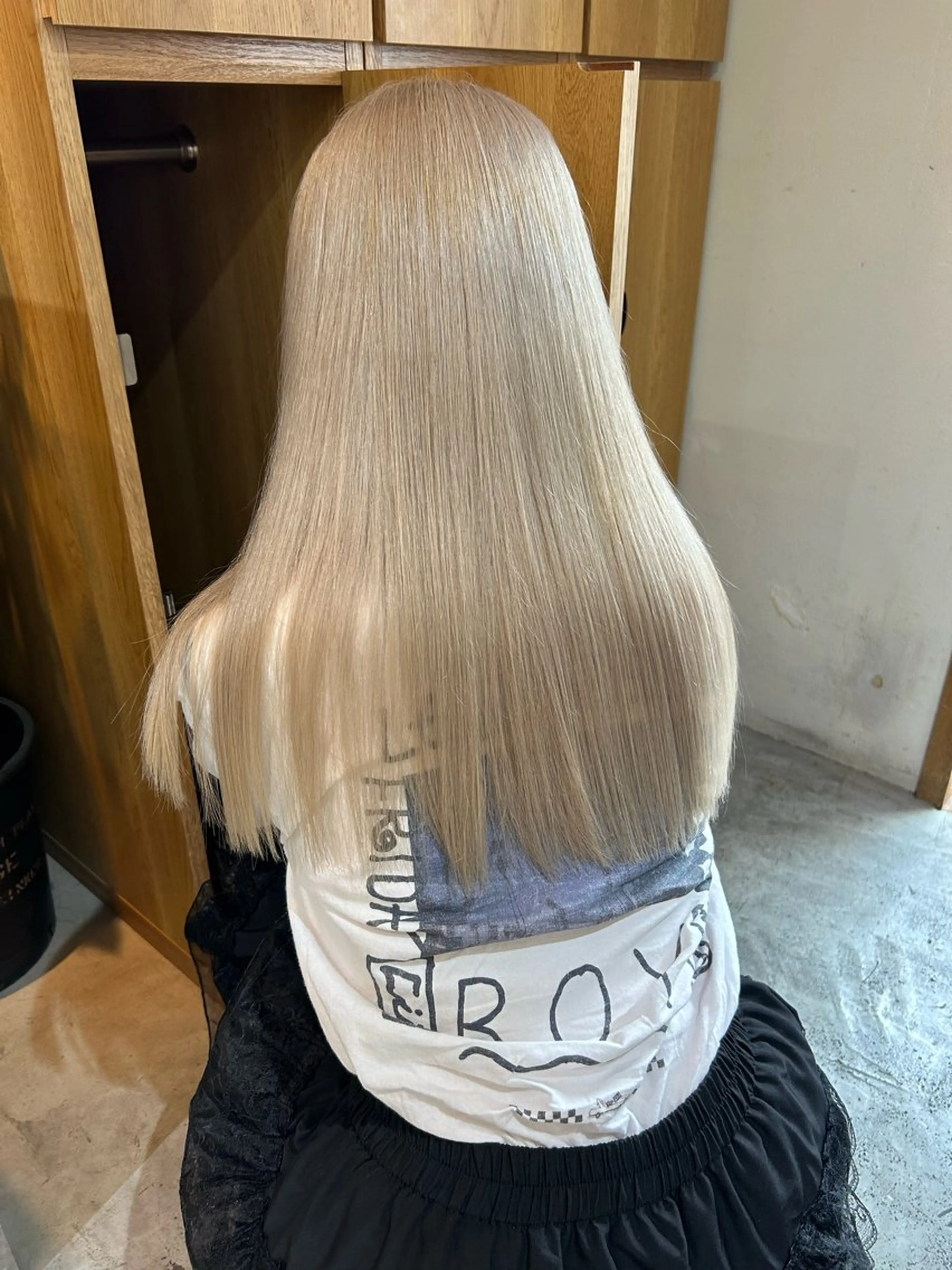 ロング カラー メンズ メンズハイトーン ブロンド ハイトーンカラー カット ヘアカラー トリートメント 🧸艶々韓国ヘア 🧁mizunaのヘアスタイル