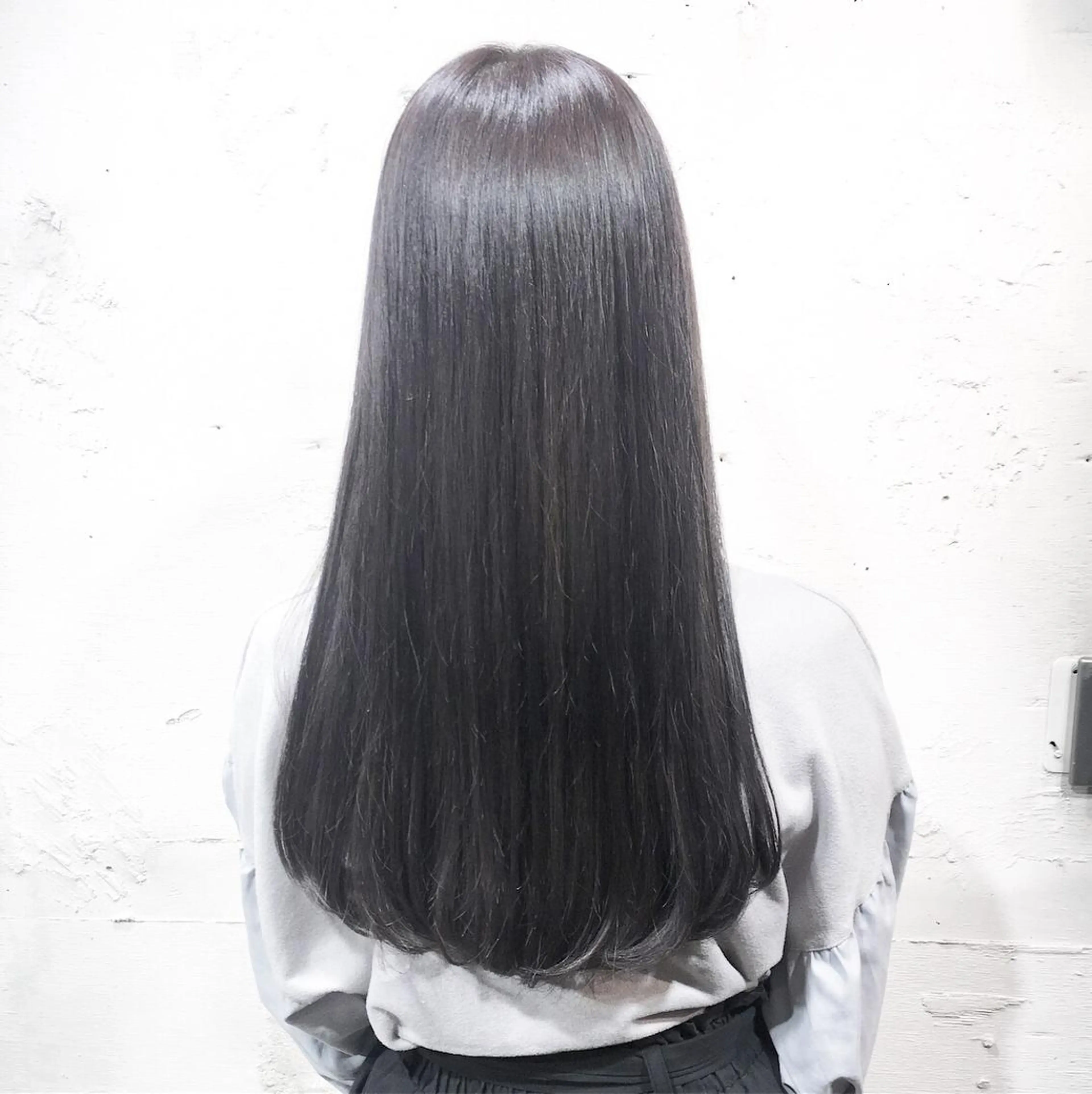 ロング カラー ヘアアレンジ グレージュ ラベンダーカラー ラベンダーグレージュ ラベンダーグレー ✨艶髪✨透明感✨ 山内大樹のヘアスタイル