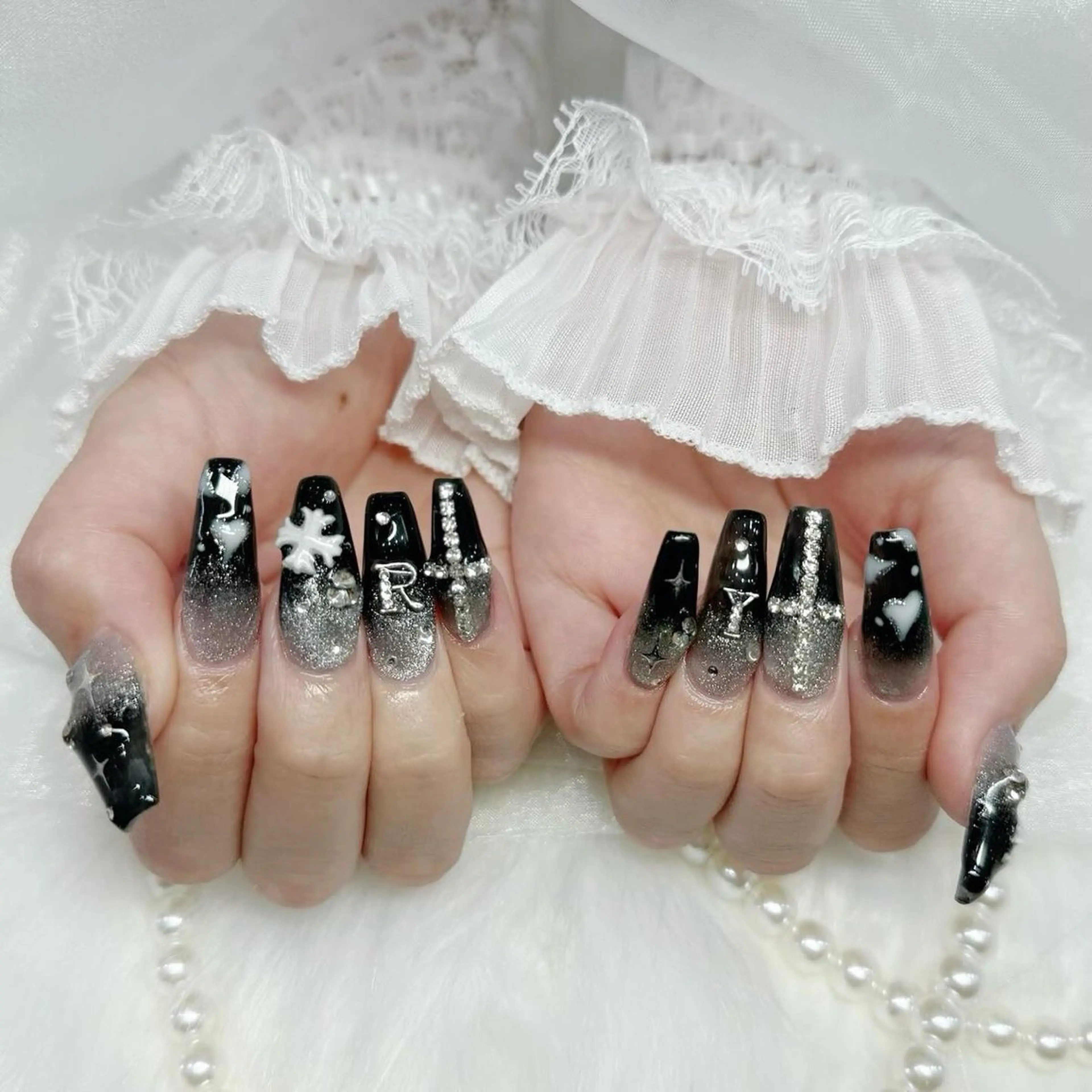 ネイル オーロラネイル チークネイル 長さ出し フットネイル フレンチネイル ハンドネイル Lee Nails チップ長さだし専門店のネイルデザイン