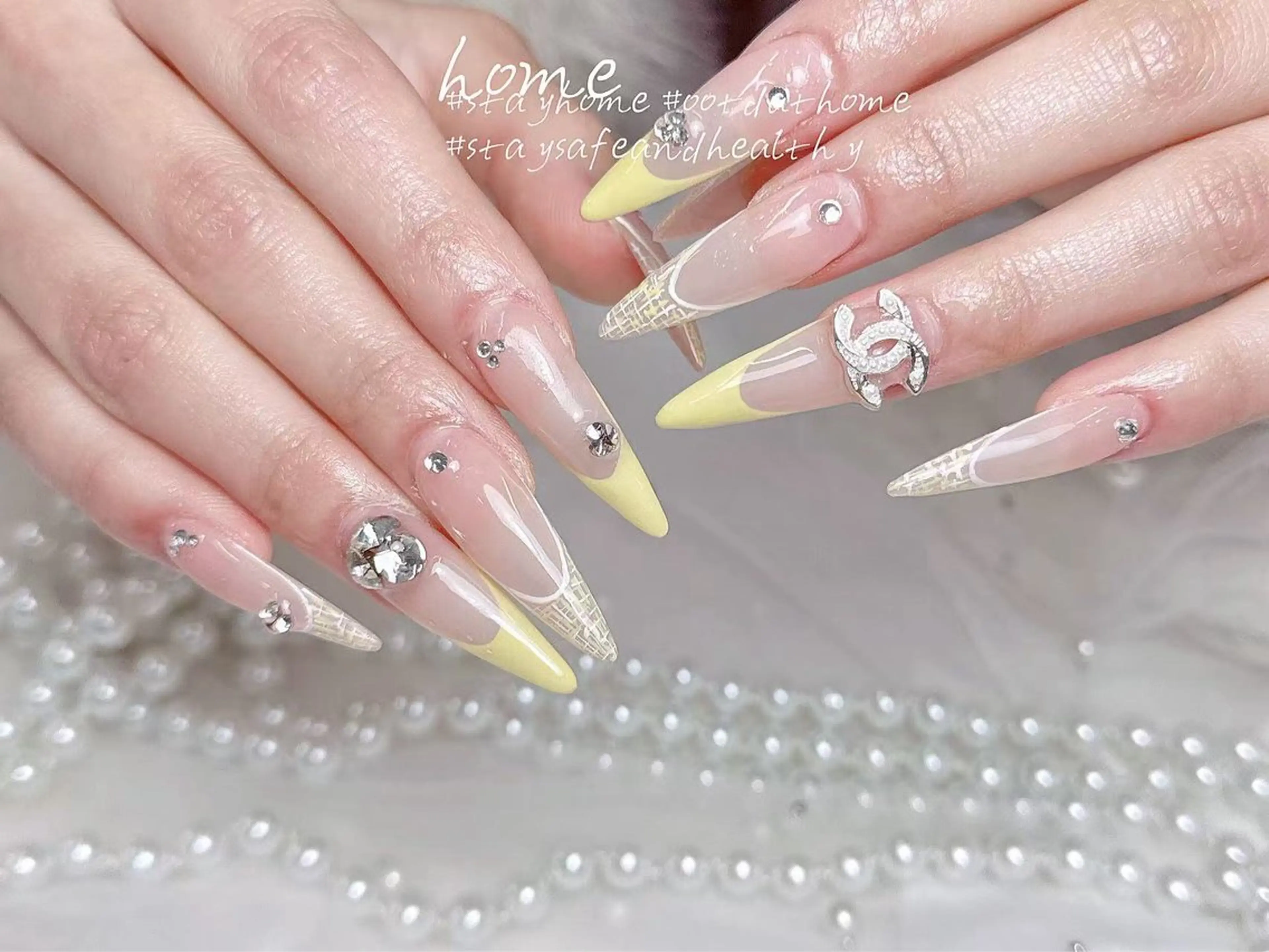 ネイル チョウ チョウのネイルデザイン