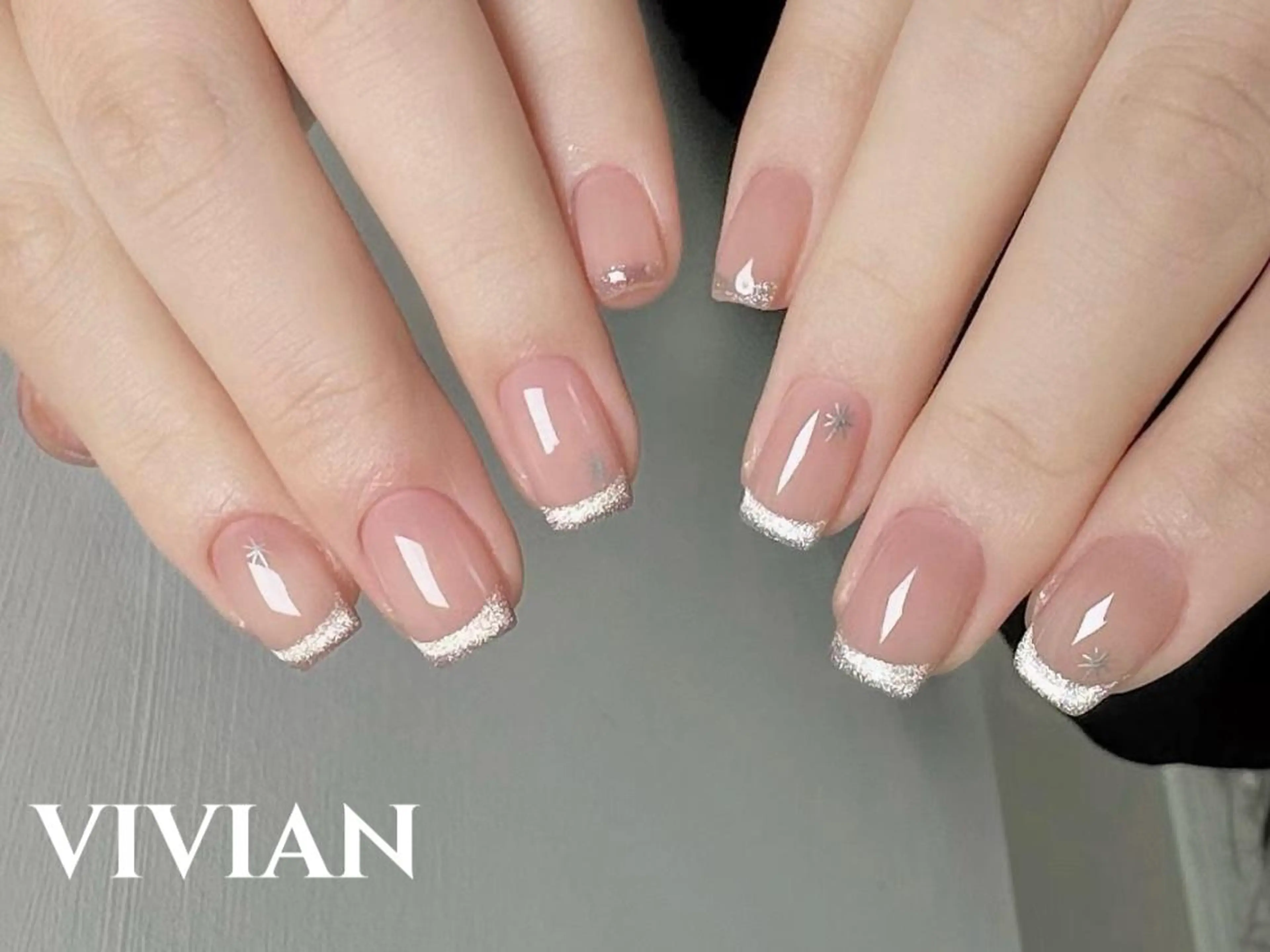 ネイル VIVIAN リサのネイルデザイン