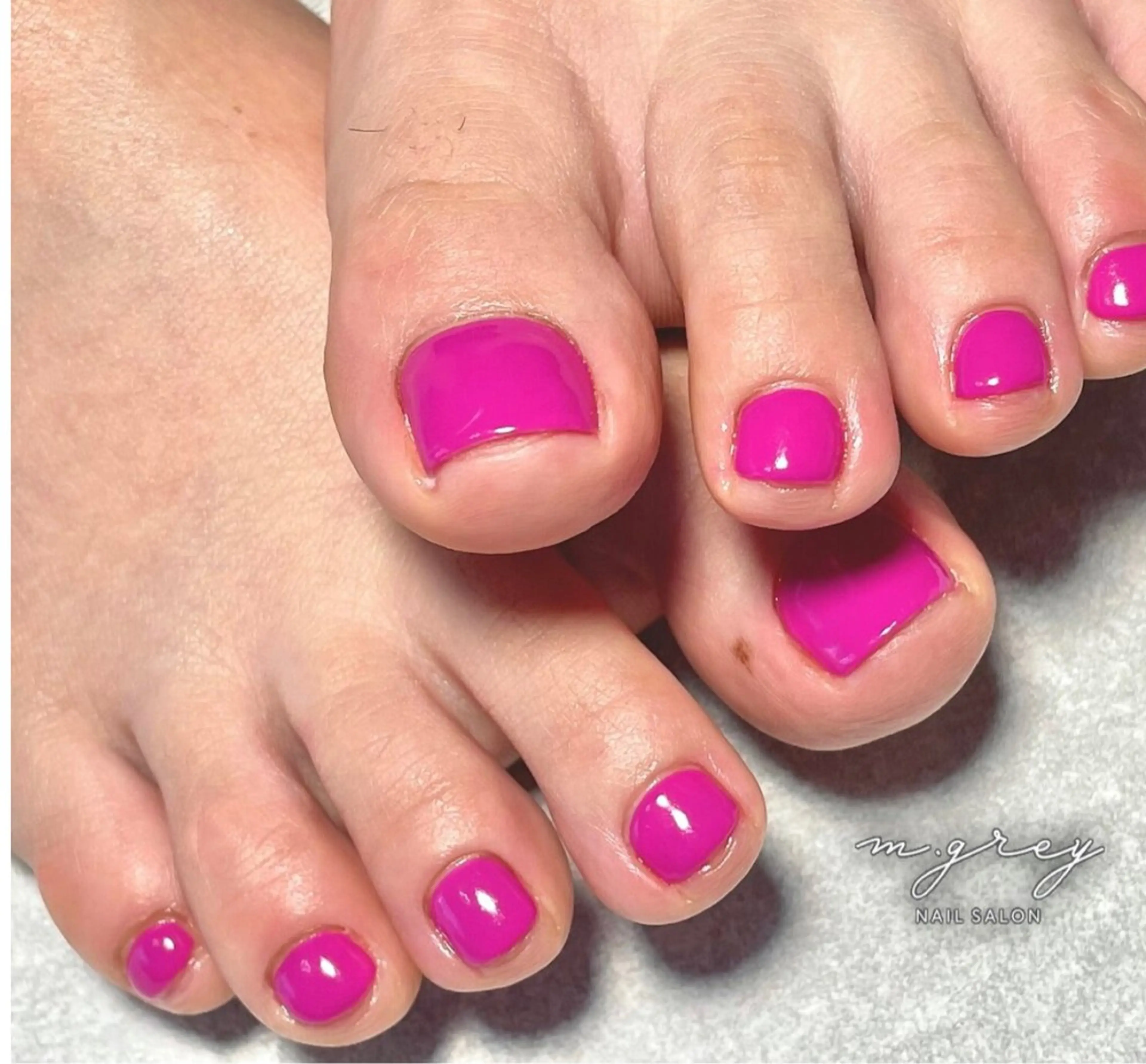 ネイル フットネイル ジェルネイル ワンカラーネイル 岸本 実奈のマツエク・マツパデザイン