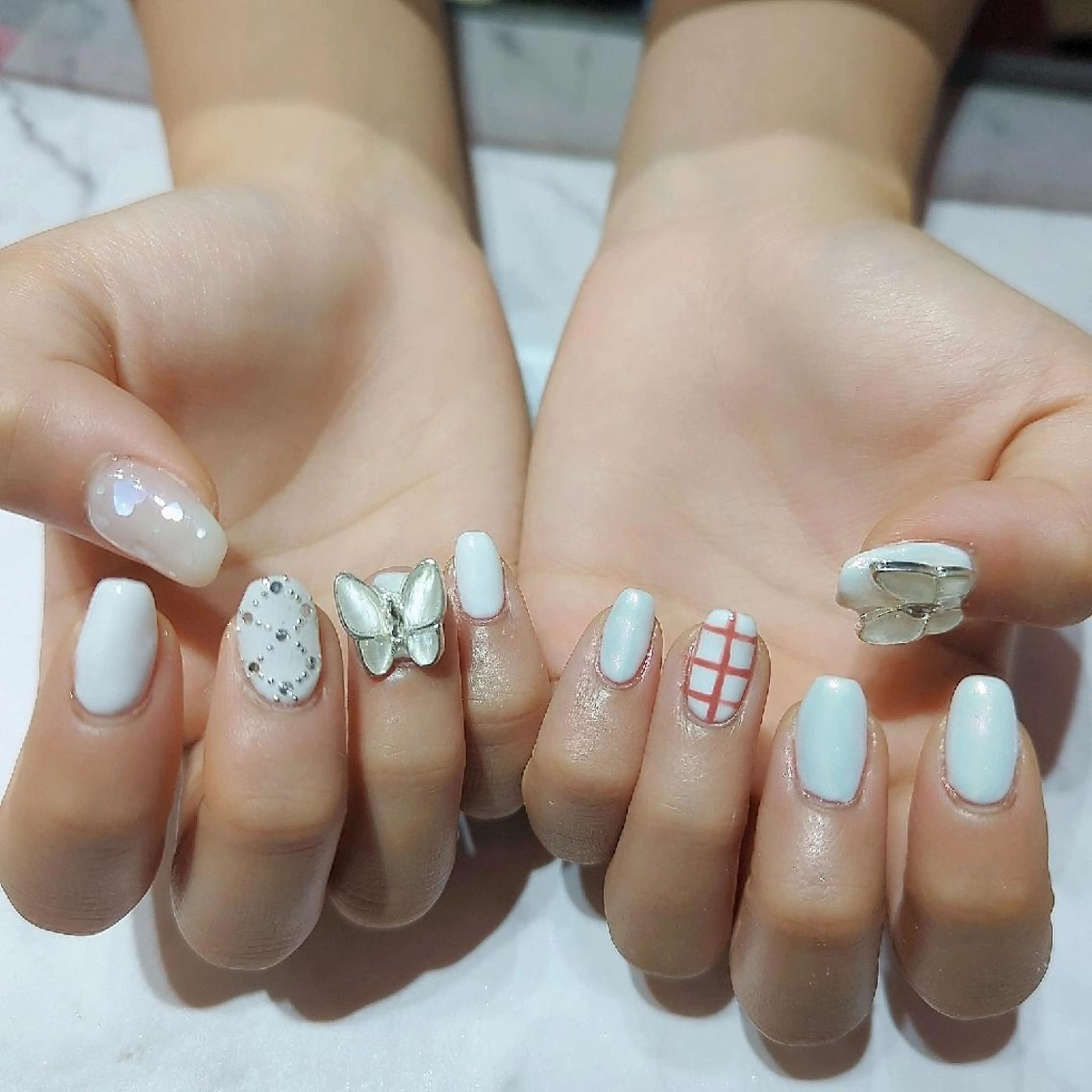 ネイル あ きのネイルデザイン