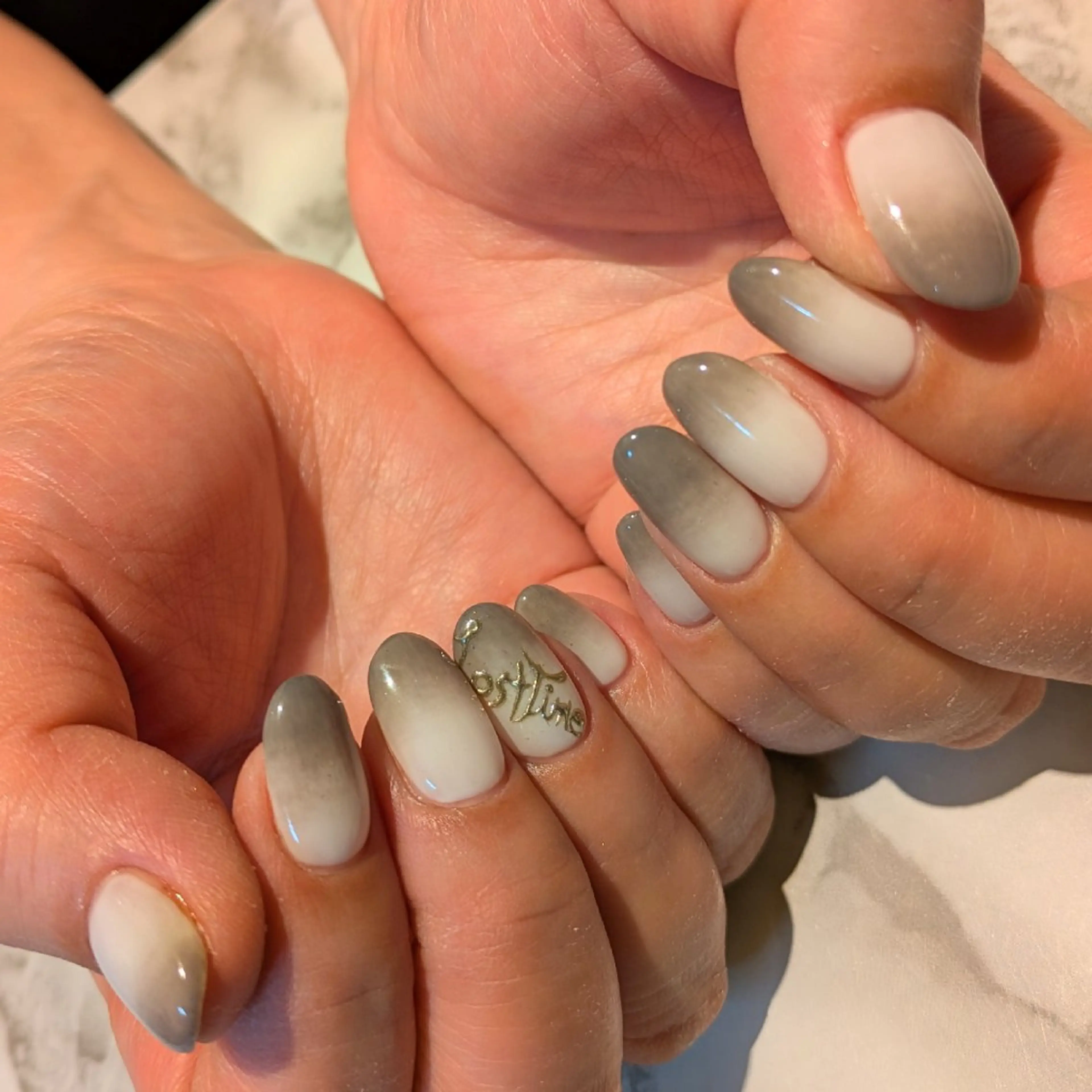 ネイル ジェヌインネイル 河内のネイルデザイン