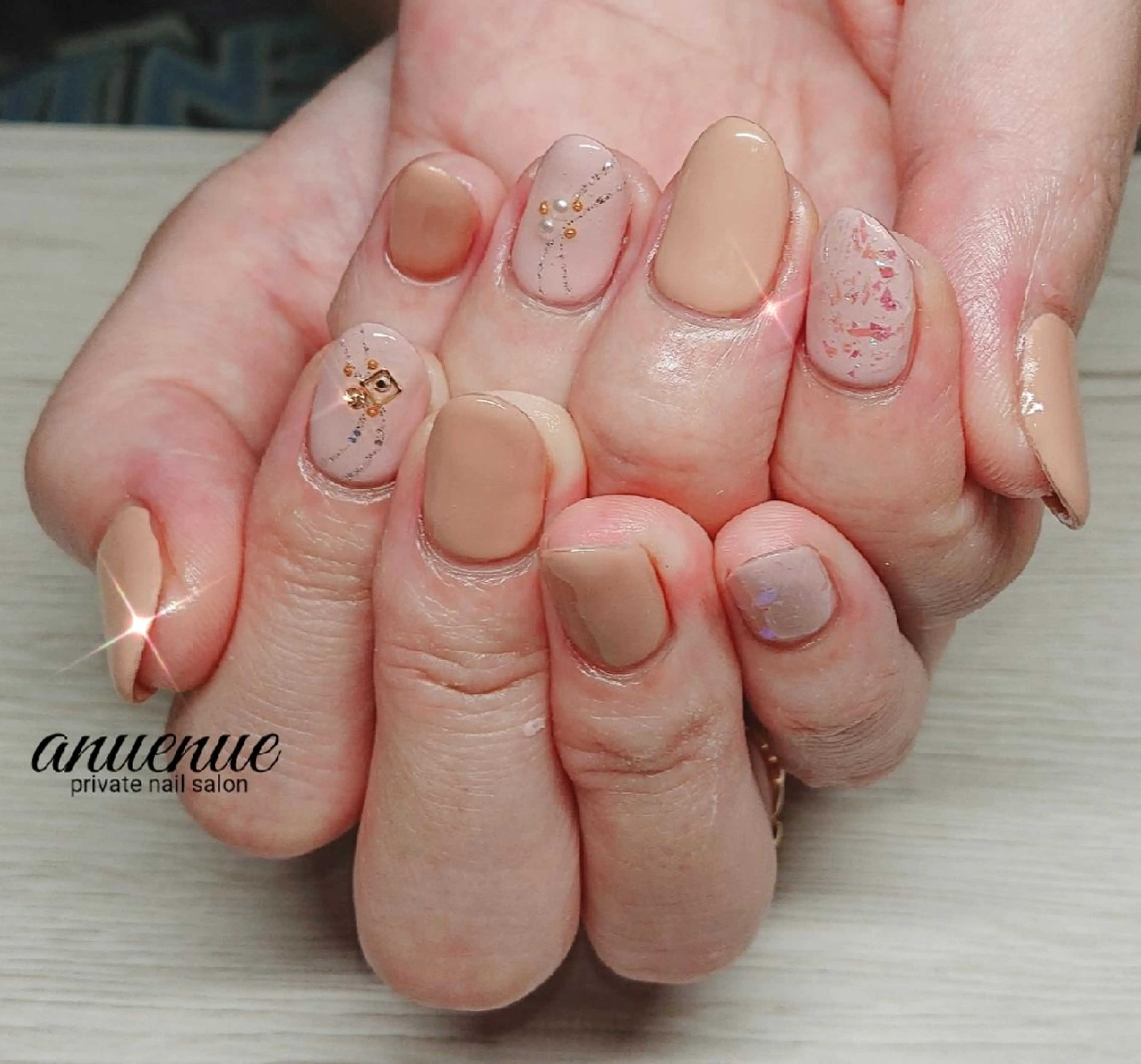 ネイル ハンドネイル ハンドケア anuenu eのネイルデザイン