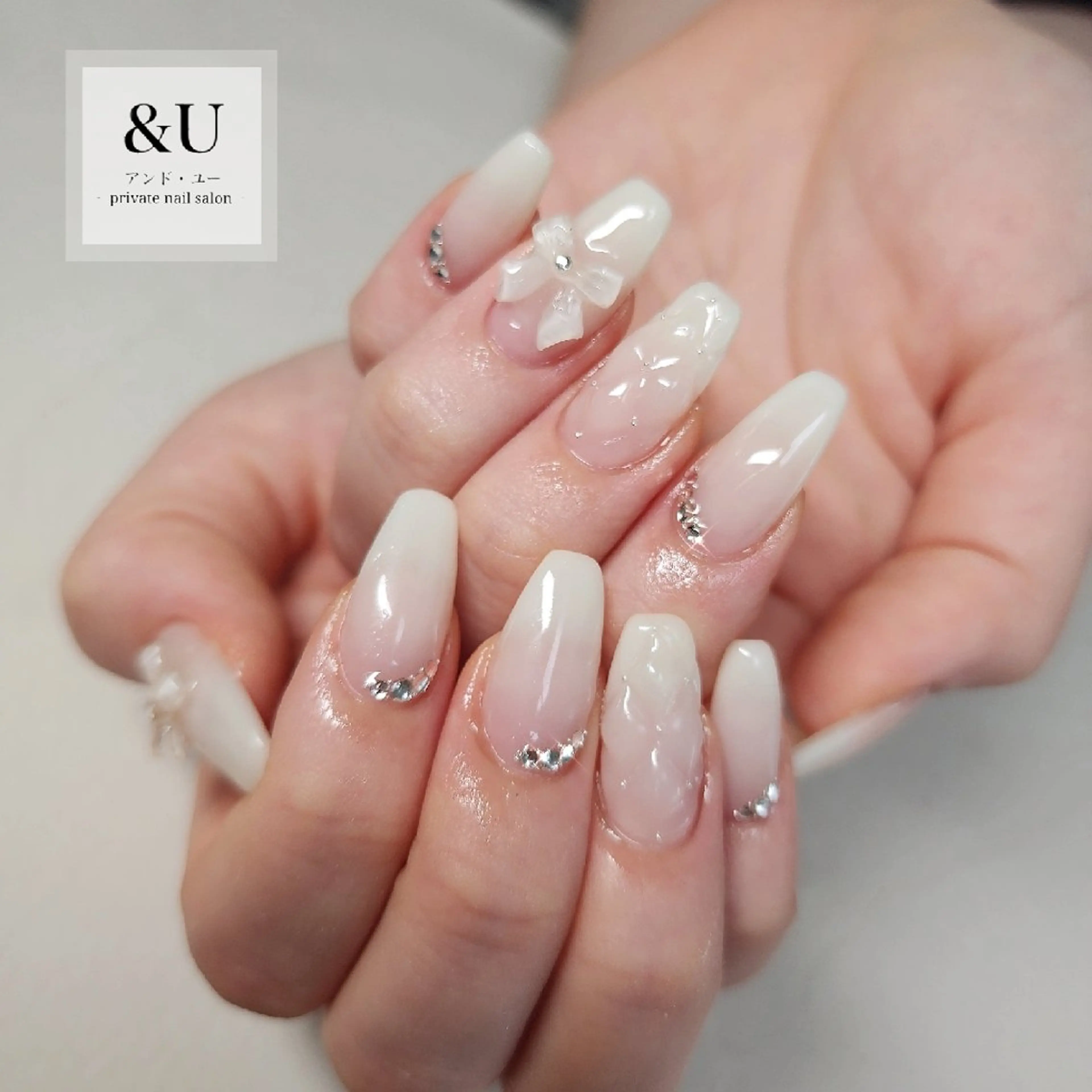 ネイル グラデーション ロングネイル リボン ハンドネイル ＆Ｕ (アンド・ユー)のネイルデザイン