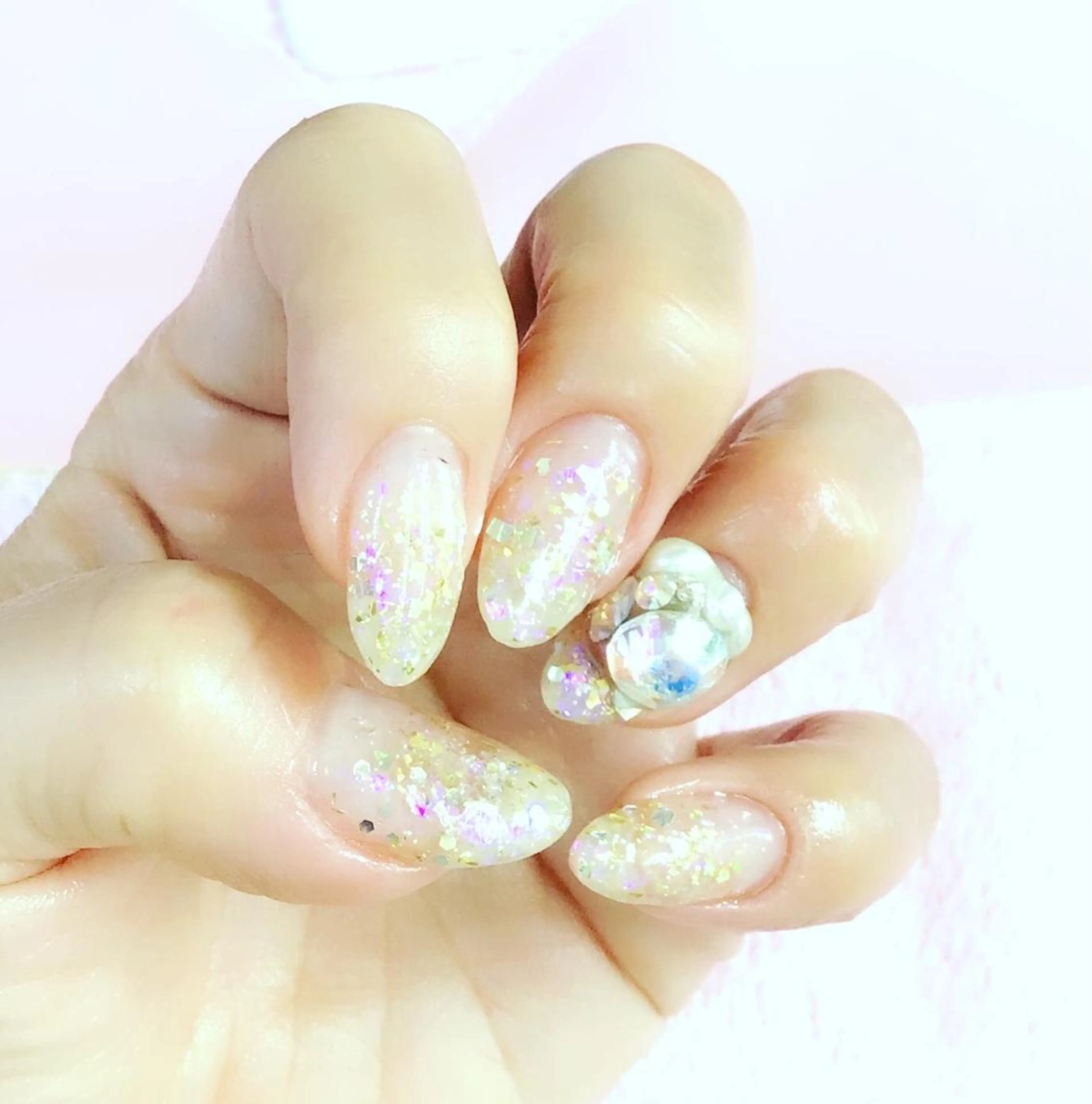 ネイル e.nail所属・和賀井 恵理のネイルデザイン