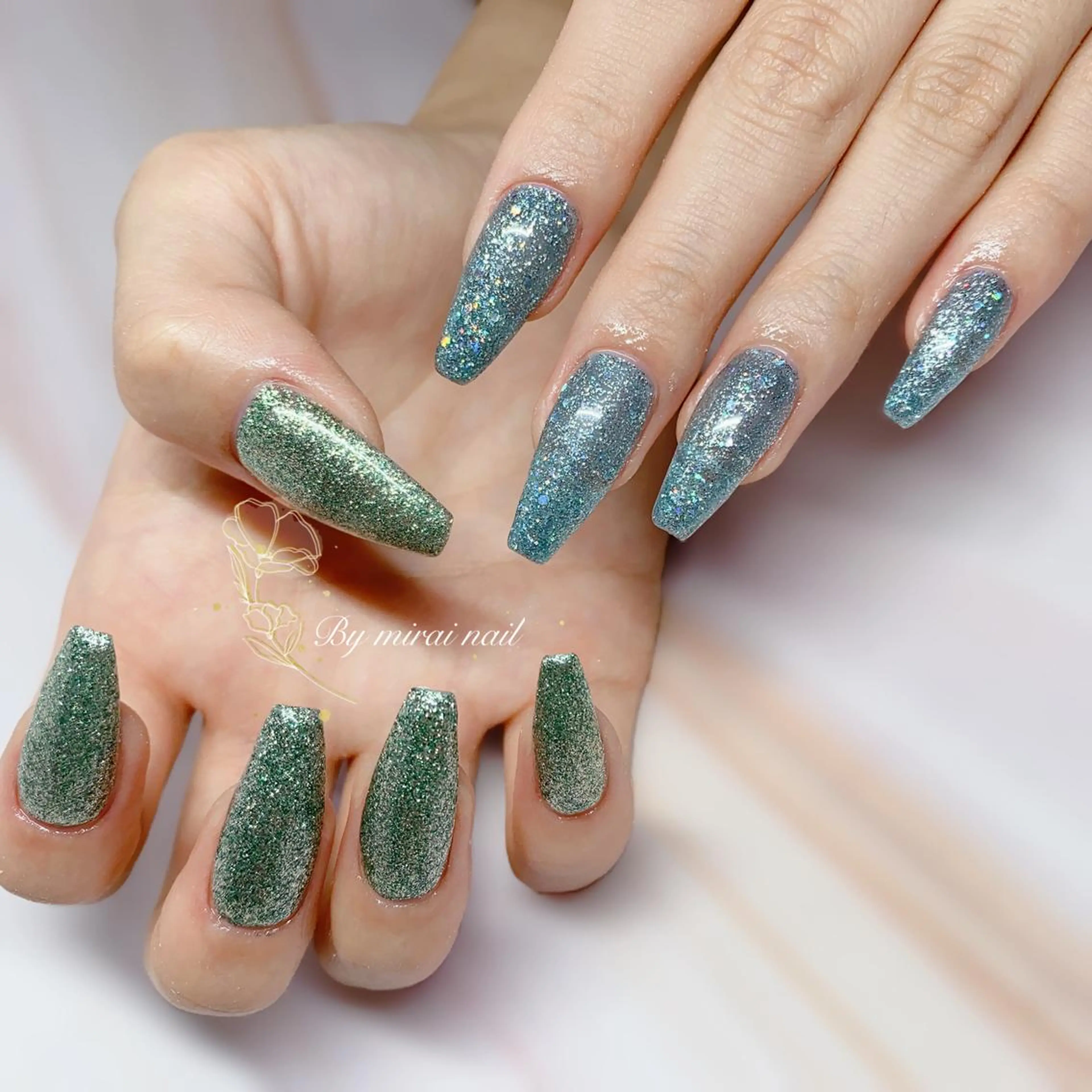 ネイル ネイルサロン 9Carats神田のネイルデザイン