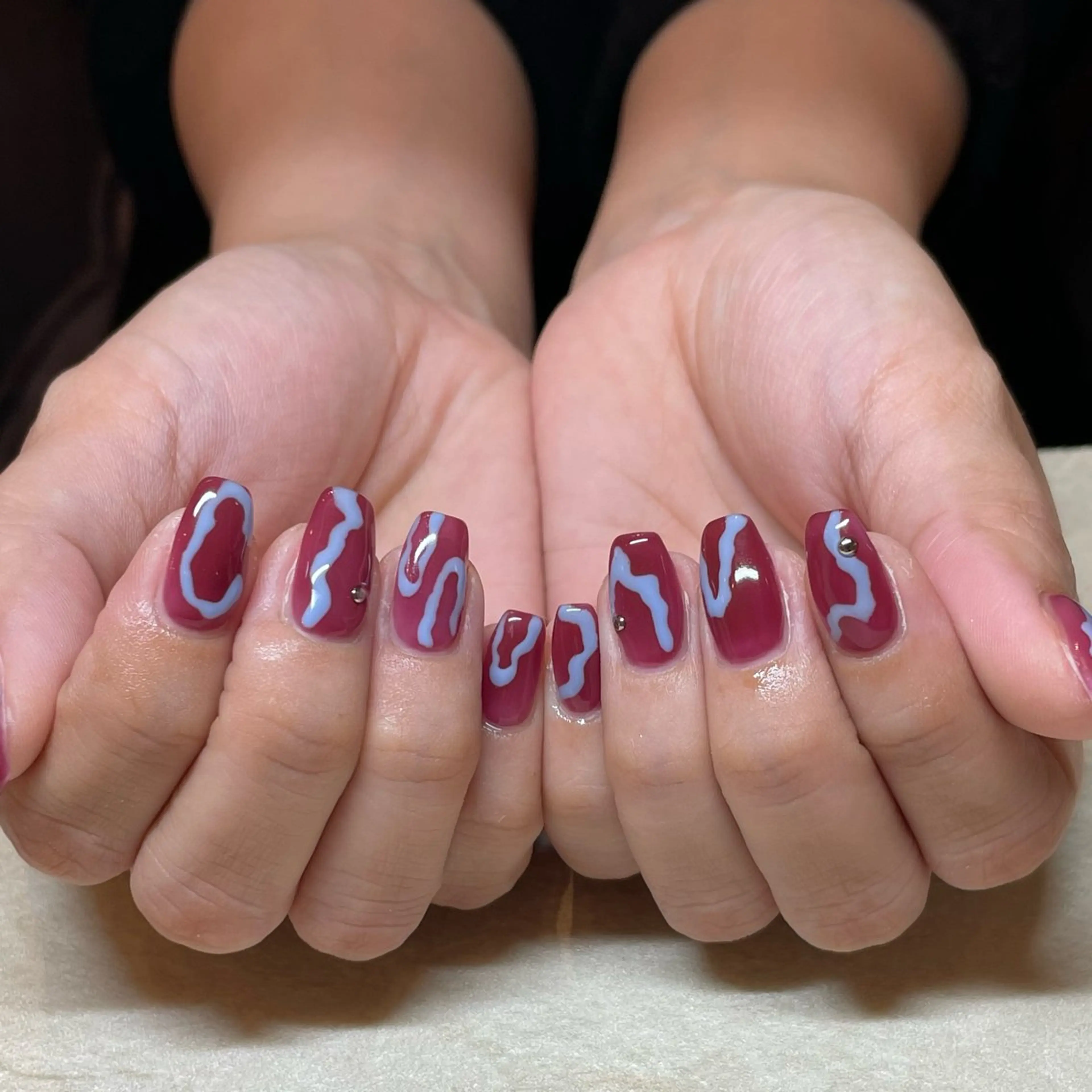 ネイル ハンドネイル ネイルサロン エルフィンのネイルデザイン