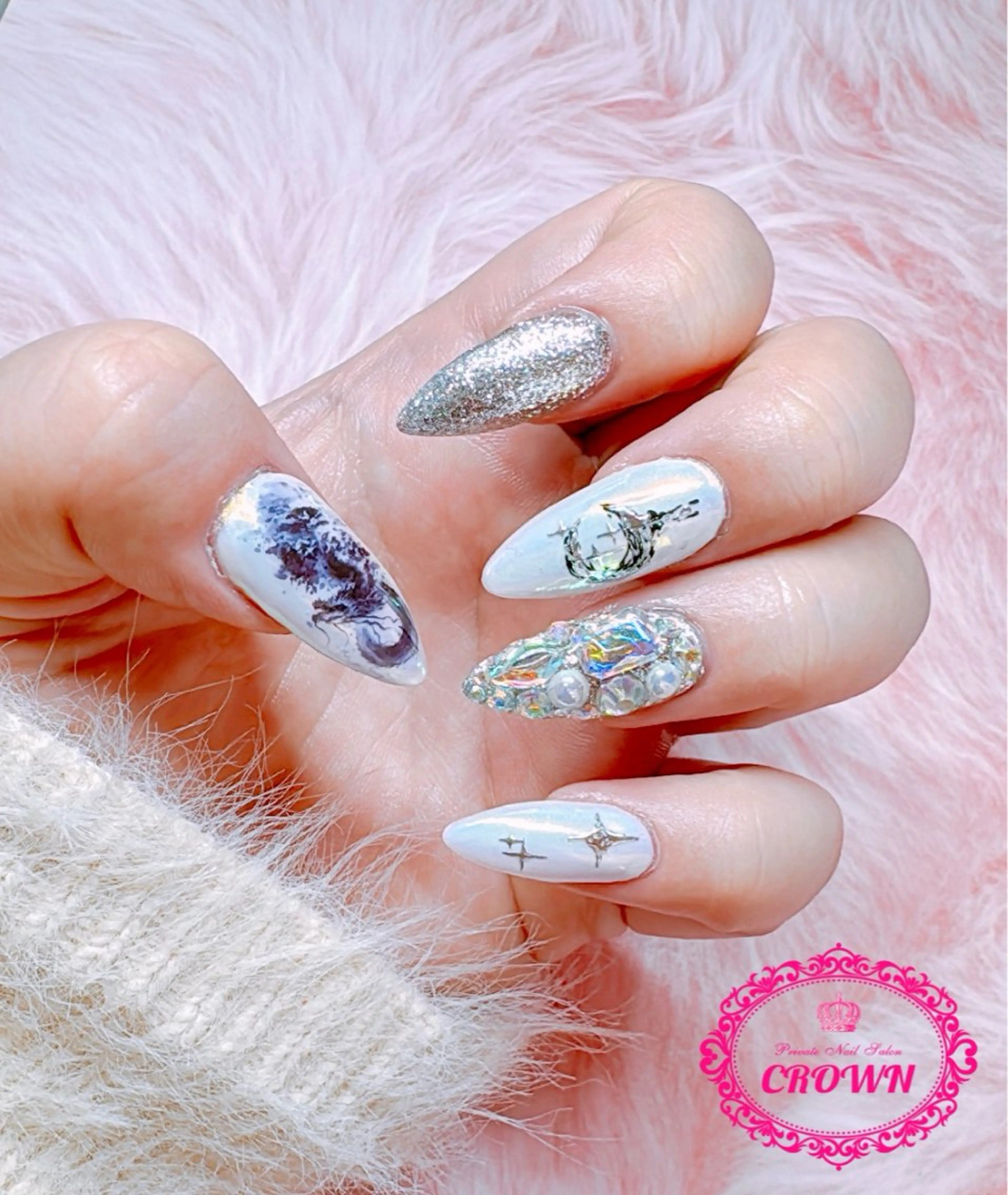 ネイル CROWN プライベートサロンのネイルデザイン
