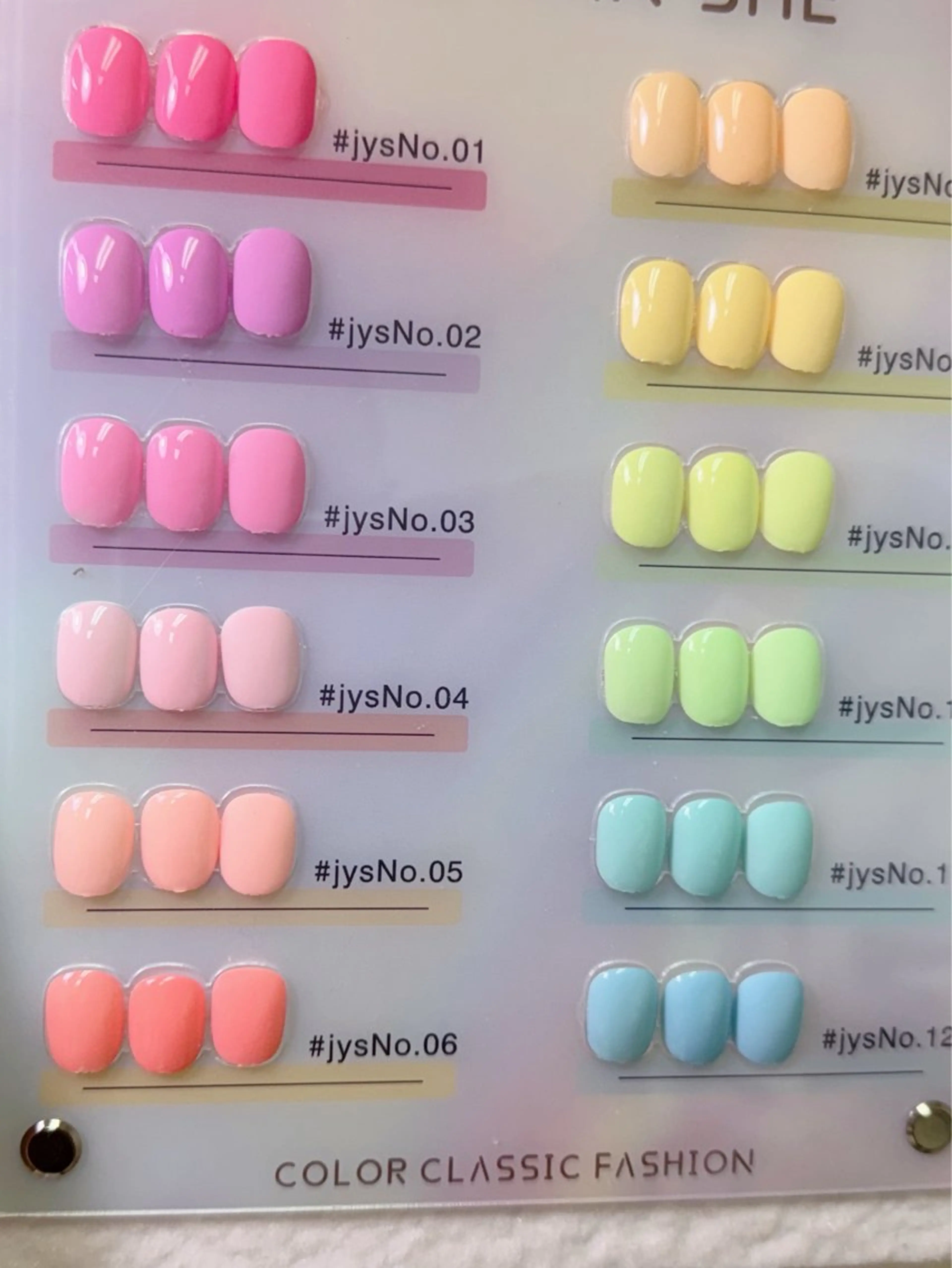 ネイル lucky nail 歌舞伎町のネイルデザイン