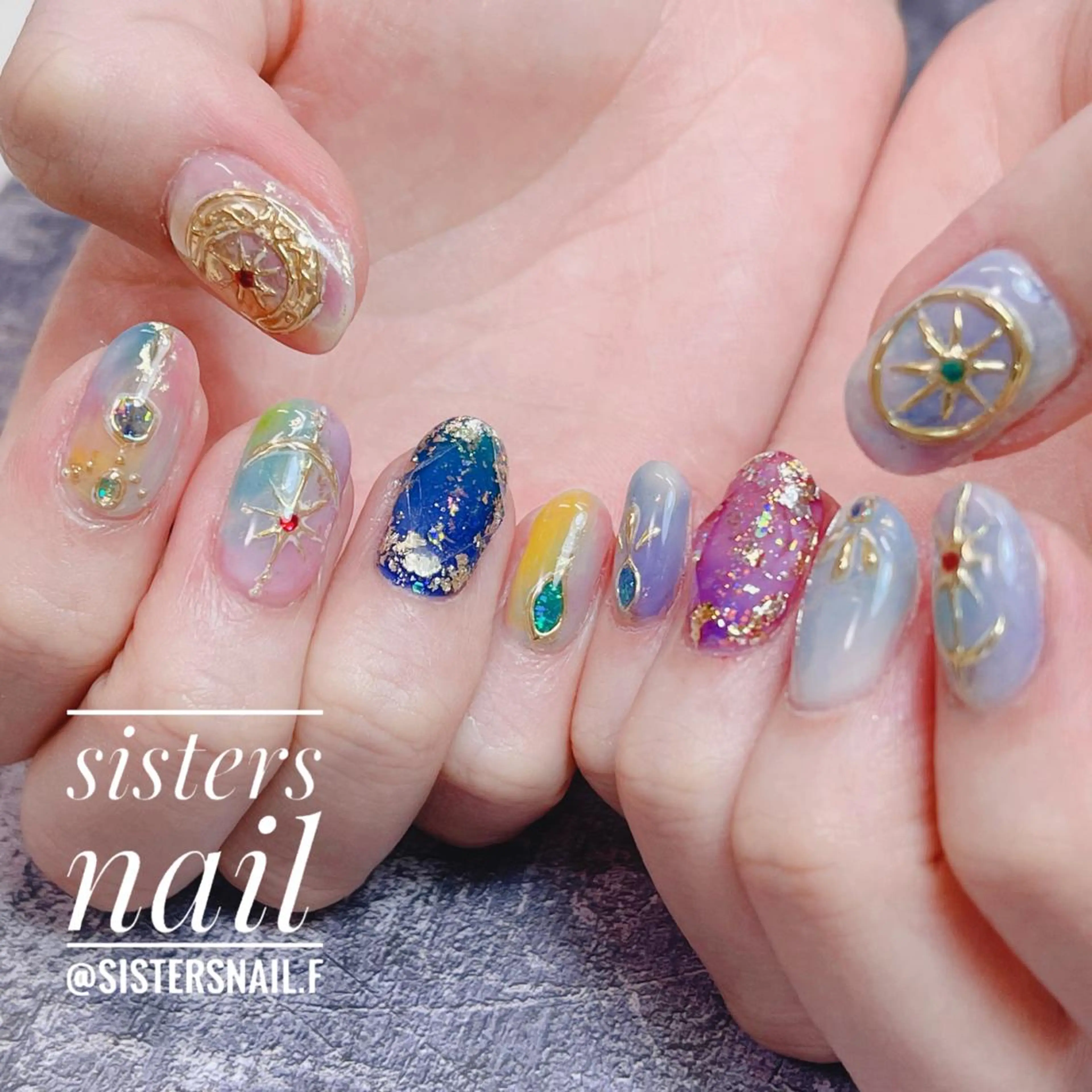 ネイル アートネイル sisters nail.fのネイルデザイン