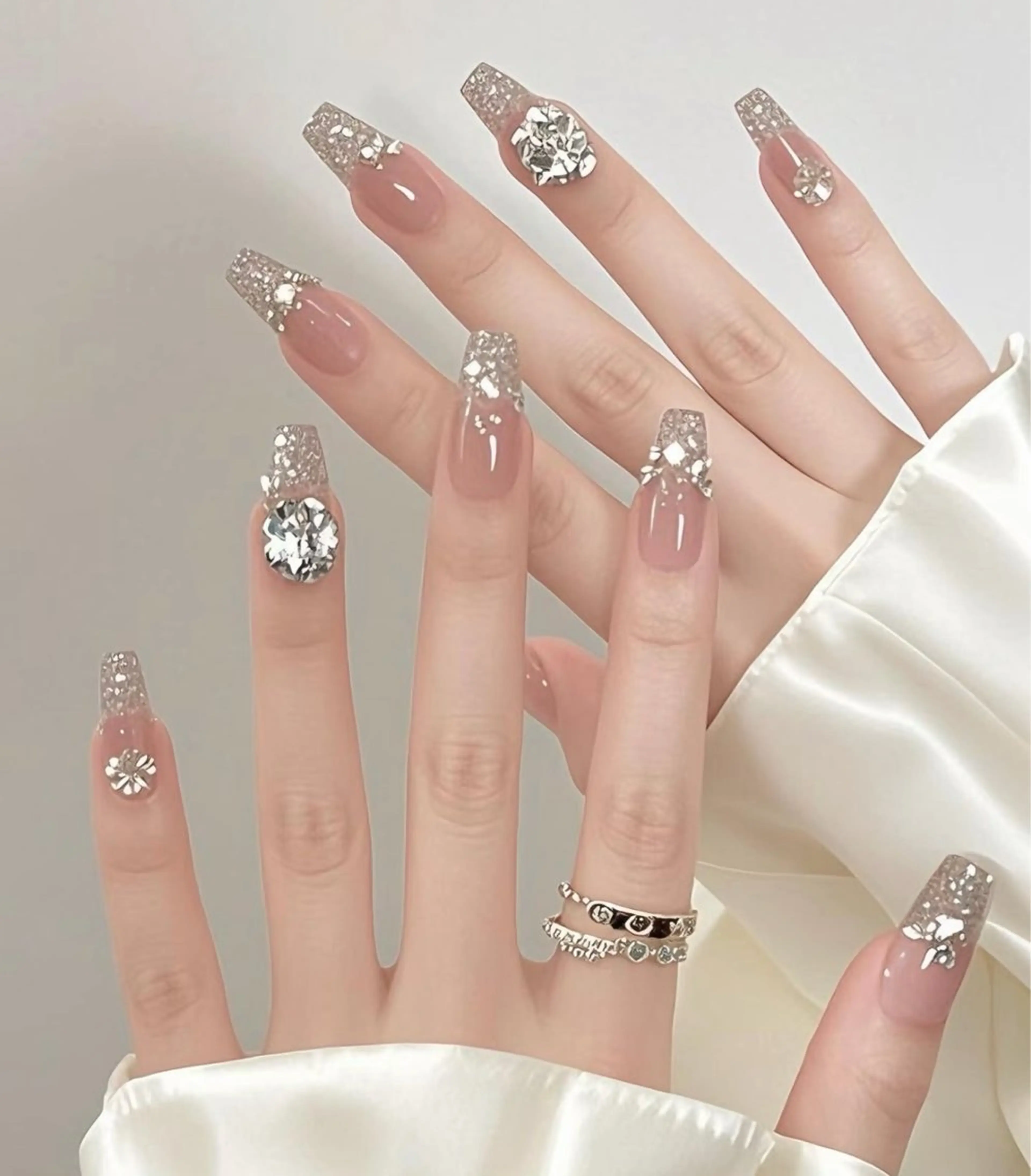 ネイル エンジェル ヒーリング 矢場町店のネイルデザイン