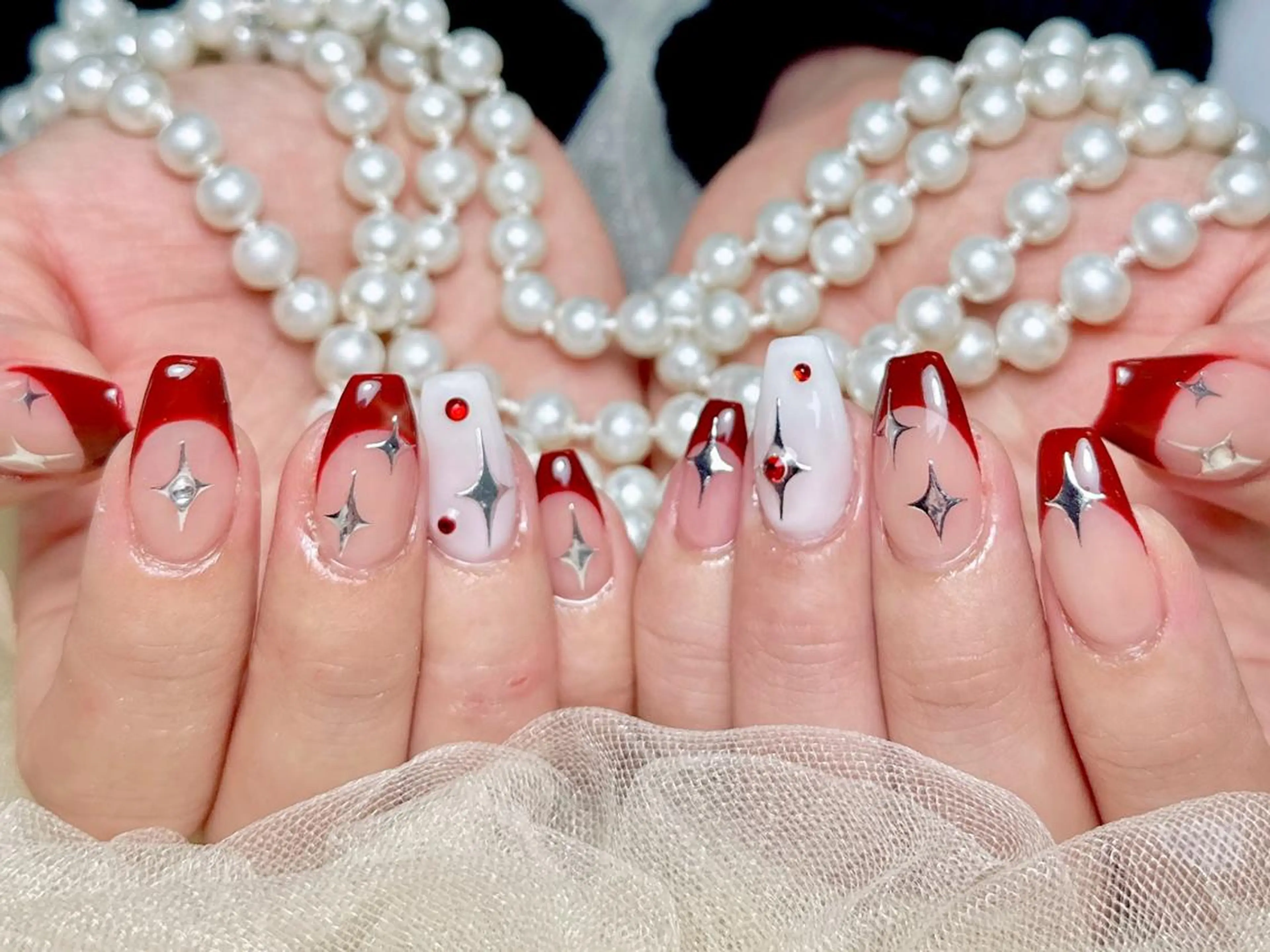 ネイル Hanya 🌈のネイルデザイン