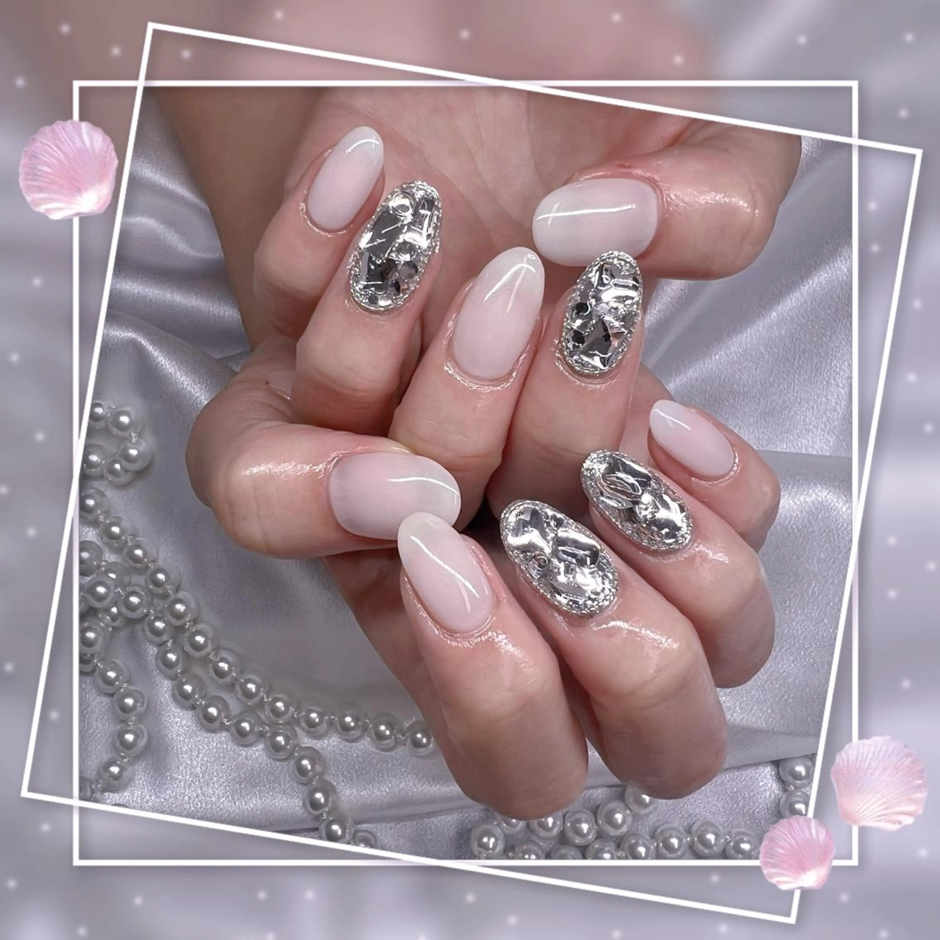 ネイル フレンチネイル キラキラネイル 韓国ネイル マグネットネイル マグネットフレンチ ハンドネイル ハンドケア Chill Nailsalonのネイルデザイン