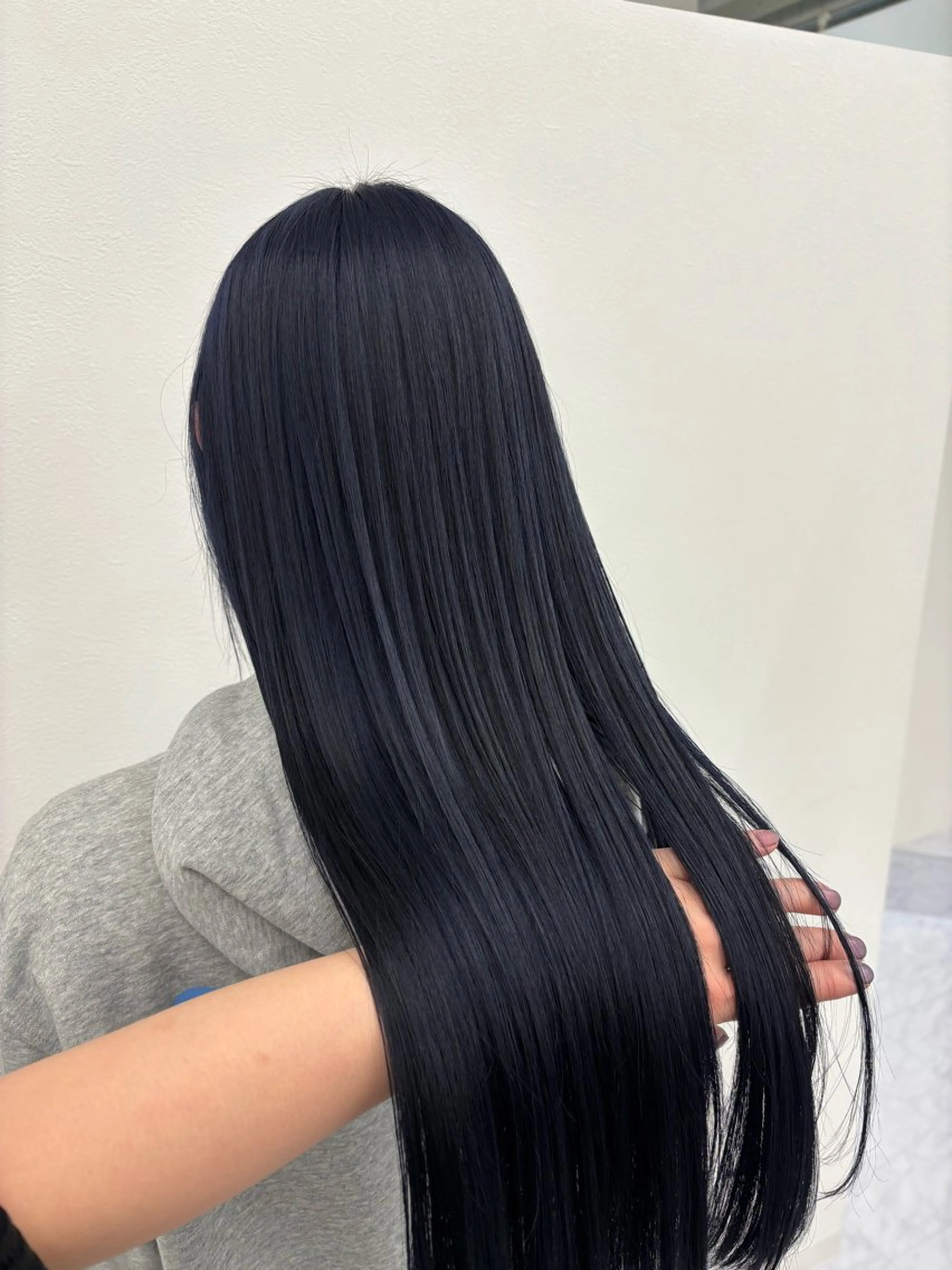 ロング カラー ブリーチ ブルーカラー ケアブリーチ ダブルカラー 🎀レイヤー×透明感 カラー🎀Ayanoのヘアスタイル