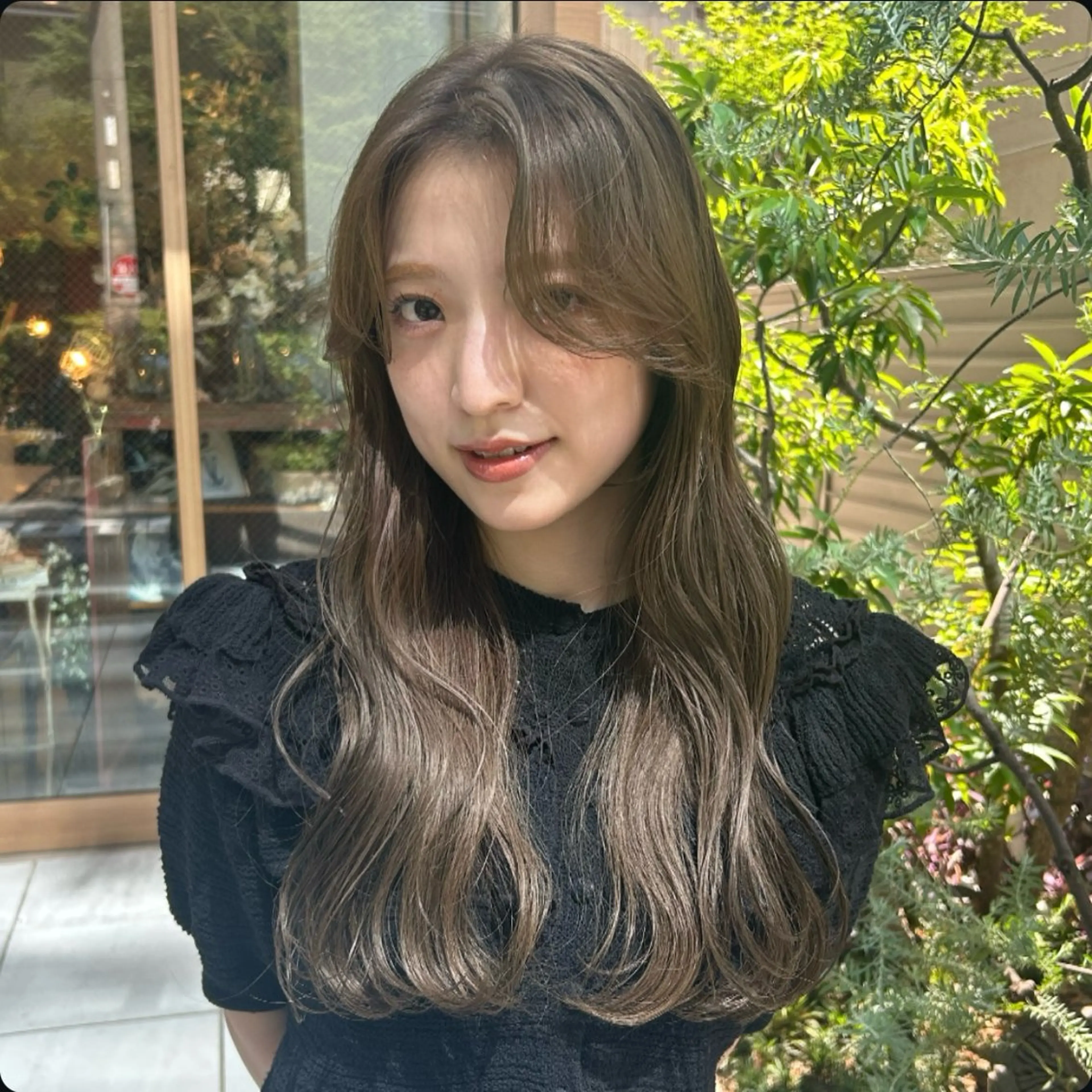ロング カラー グレージュ オリーブグレージュ オリーブグレー Koto🌿 ブリーチなしカラーのヘアスタイル